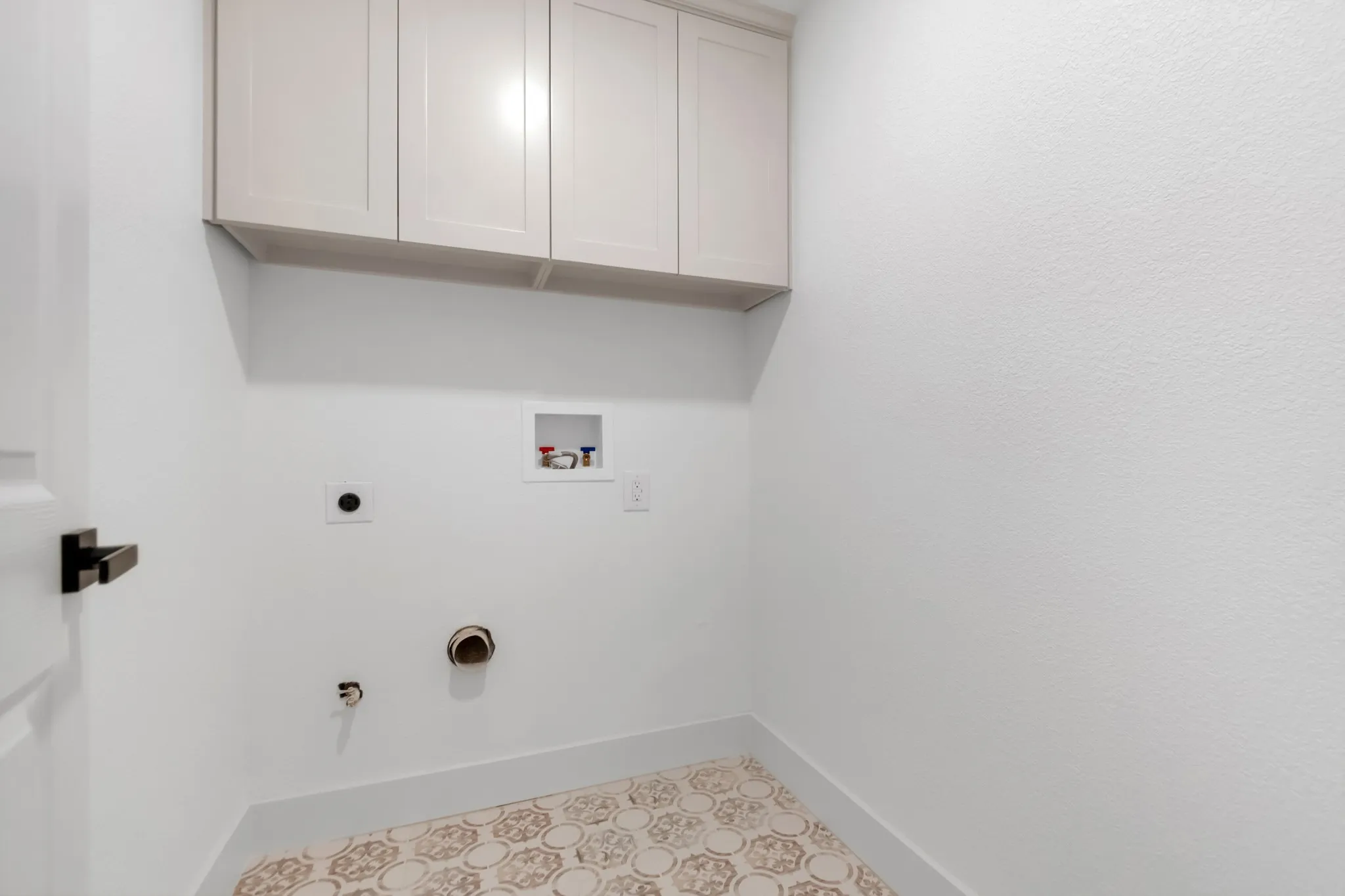 Single Family Residence For Sale in Collin County , 3400 Sailmaker Lane, Plano, Texas 75023, 5 Bedroom, 3 Bathroom, 2 Garage spaces, 2,417 Sqft, built in 1985, mls#21371366, Real Estate Agent in Plano, Homes For Sale in Collin county, Homes For Sale in Plano, Realtor in Plano Texas, Real Estate Brokerage Independent Realty Texas, Luminita Cordes Realtor