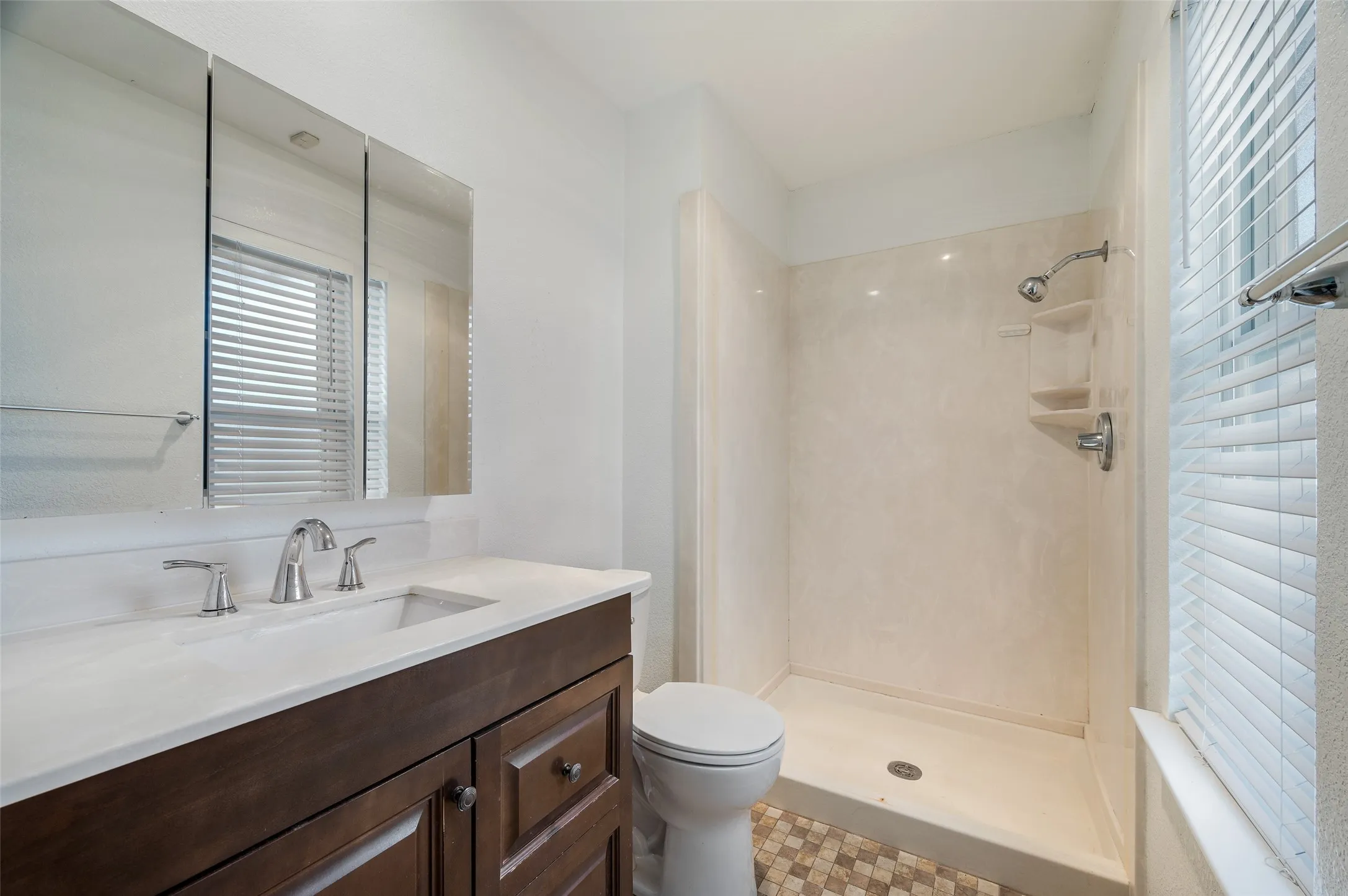 Primary bath