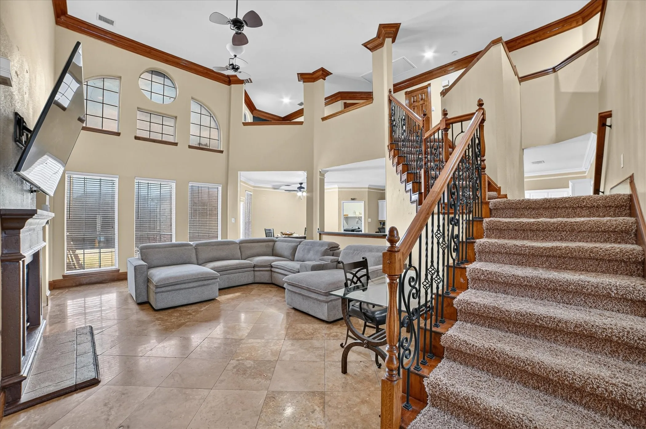 Single Family Residence For Sale in Dallas County , 5002 Petersburg Drive, Rowlett, Texas 75088, 5 Bedroom, 3 Bathroom, 2 Garage spaces, 3,898 Sqft, built in 1999, mls#21369474, Real Estate Agent in Rowlett, Homes For Sale in Dallas county, Homes For Sale in Rowlett, Realtor in Rowlett Texas, Real Estate Brokerage Independent Realty Texas, Luminita Cordes Realtor