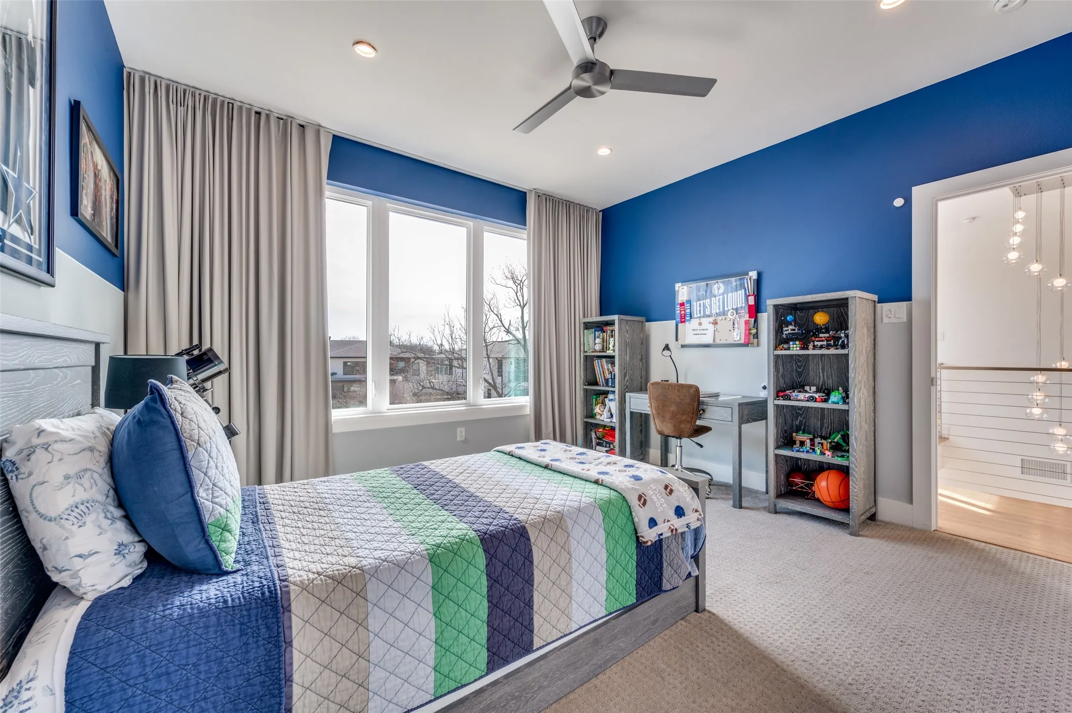 Single Family Residence For Rent in Dallas County , 3925 Lively Lane, Dallas, Texas 75220, 4 Bedroom, 4 Bathroom, 2 Garage spaces, 3,136 Sqft, built in 2019, mls#21371661, Real Estate Agent in Dallas, Homes For Rent in Dallas county, Homes For Rent in Dallas, Realtor in Dallas Texas, Real Estate Brokerage Independent Realty Texas, Luminita Cordes Realtor