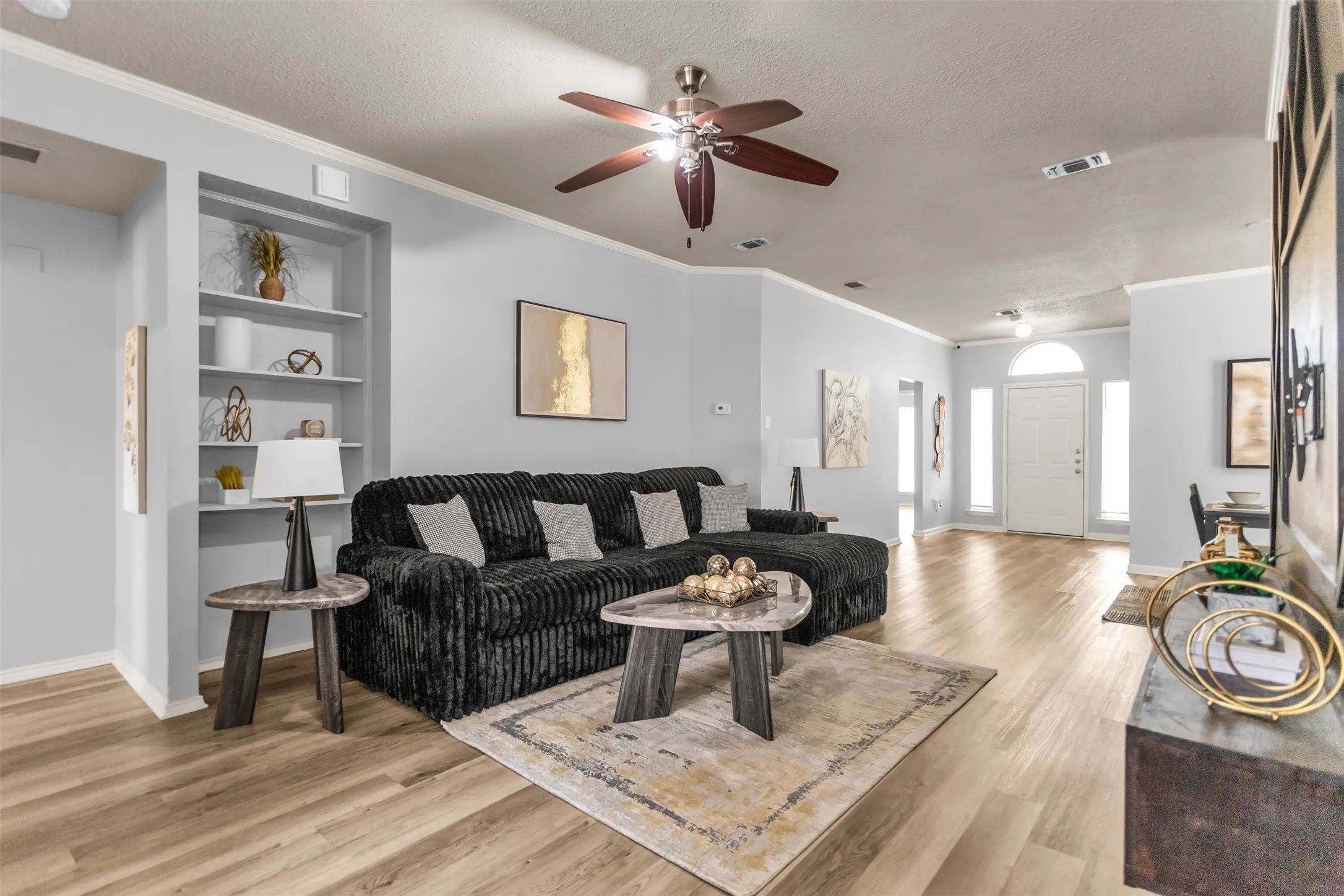 Single Family Residence For Sale in Dallas County , 515 Alameda Avenue, Duncanville, Texas 75137, 3 Bedroom, 2 Bathroom, 2 Garage spaces, 1,824 Sqft, built in 1997, mls#21371693, Real Estate Agent in Duncanville, Homes For Sale in Dallas county, Homes For Sale in Duncanville, Realtor in Duncanville Texas, Real Estate Brokerage Independent Realty Texas, Luminita Cordes Realtor
