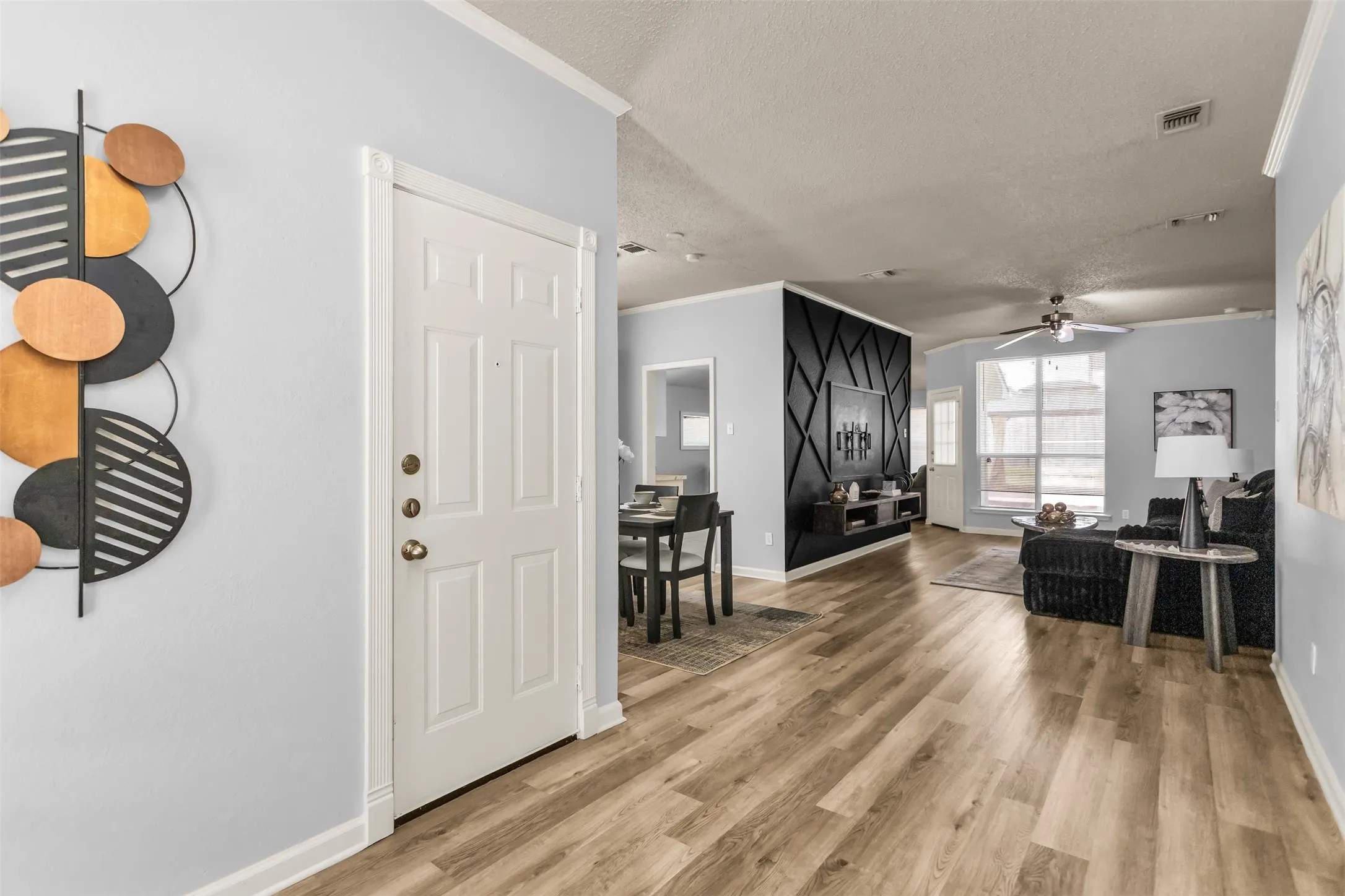 Single Family Residence For Sale in Dallas County , 515 Alameda Avenue, Duncanville, Texas 75137, 3 Bedroom, 2 Bathroom, 2 Garage spaces, 1,824 Sqft, built in 1997, mls#21371693, Real Estate Agent in Duncanville, Homes For Sale in Dallas county, Homes For Sale in Duncanville, Realtor in Duncanville Texas, Real Estate Brokerage Independent Realty Texas, Luminita Cordes Realtor