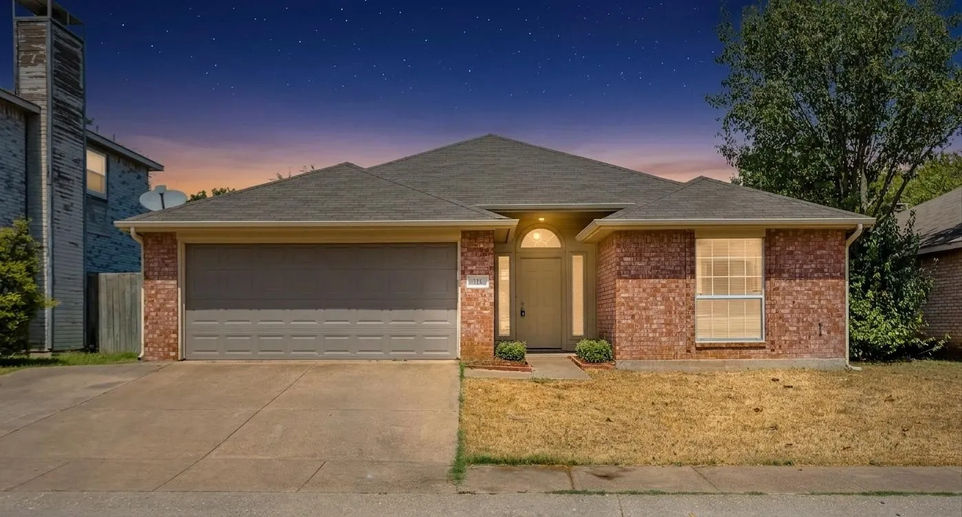 Single Family Residence For Sale in Dallas County , 515 Alameda Avenue, Duncanville, Texas 75137, 3 Bedroom, 2 Bathroom, 2 Garage spaces, 1,824 Sqft, built in 1997, mls#21371693, Real Estate Agent in Duncanville, Homes For Sale in Dallas county, Homes For Sale in Duncanville, Realtor in Duncanville Texas, Real Estate Brokerage Independent Realty Texas, Luminita Cordes Realtor