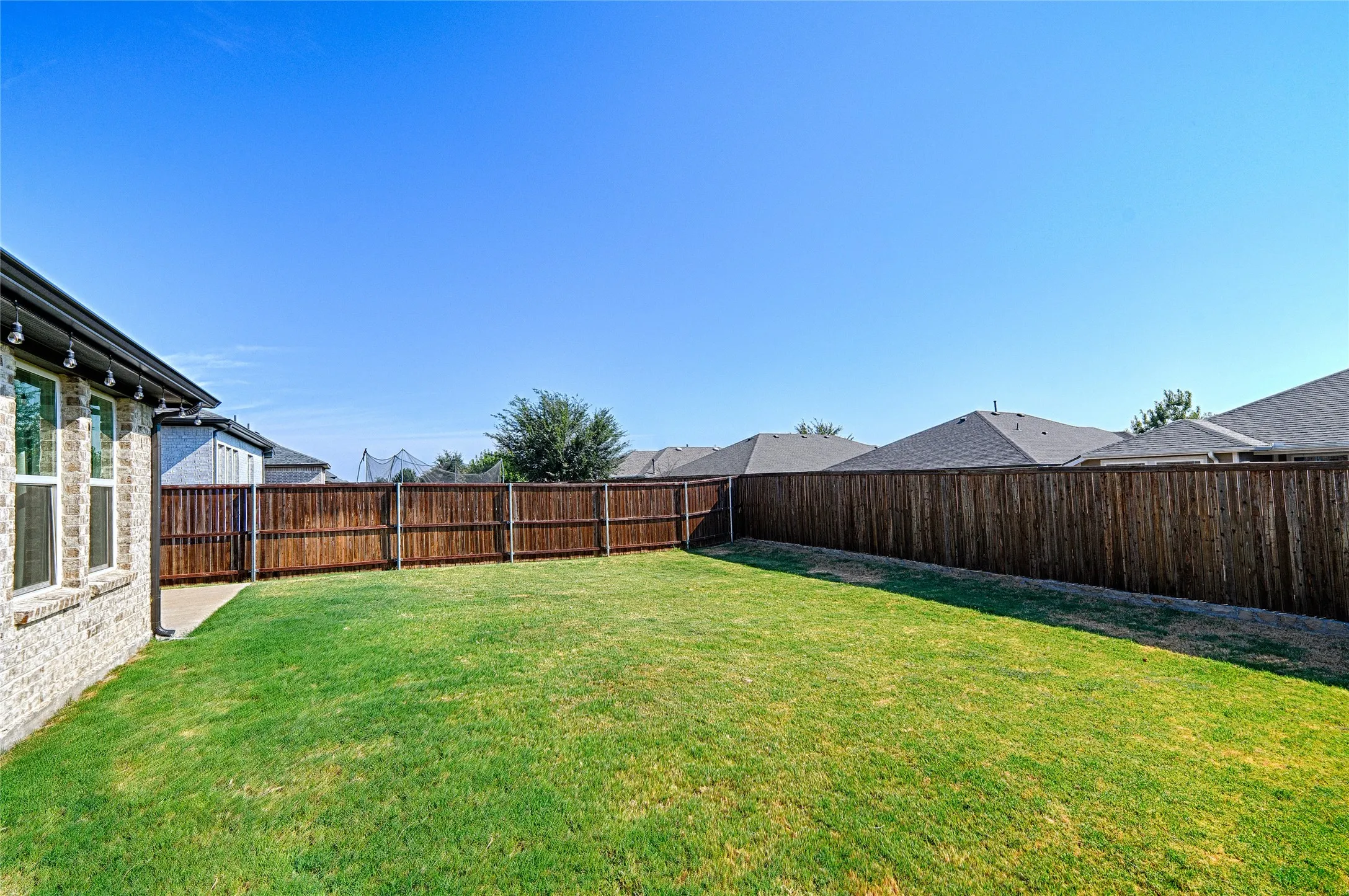 Single Family Residence For Rent in Collin County , 204 Tartane Drive, Anna, Texas 75409, 3 Bedroom, 2 Bathroom, 2 Garage spaces, 1,799 Sqft, built in 2023, mls#21371262, Real Estate Agent in Anna, Homes For Rent in Collin county, Homes For Rent in Anna, Realtor in Anna Texas, Real Estate Brokerage Independent Realty Texas, Luminita Cordes Realtor