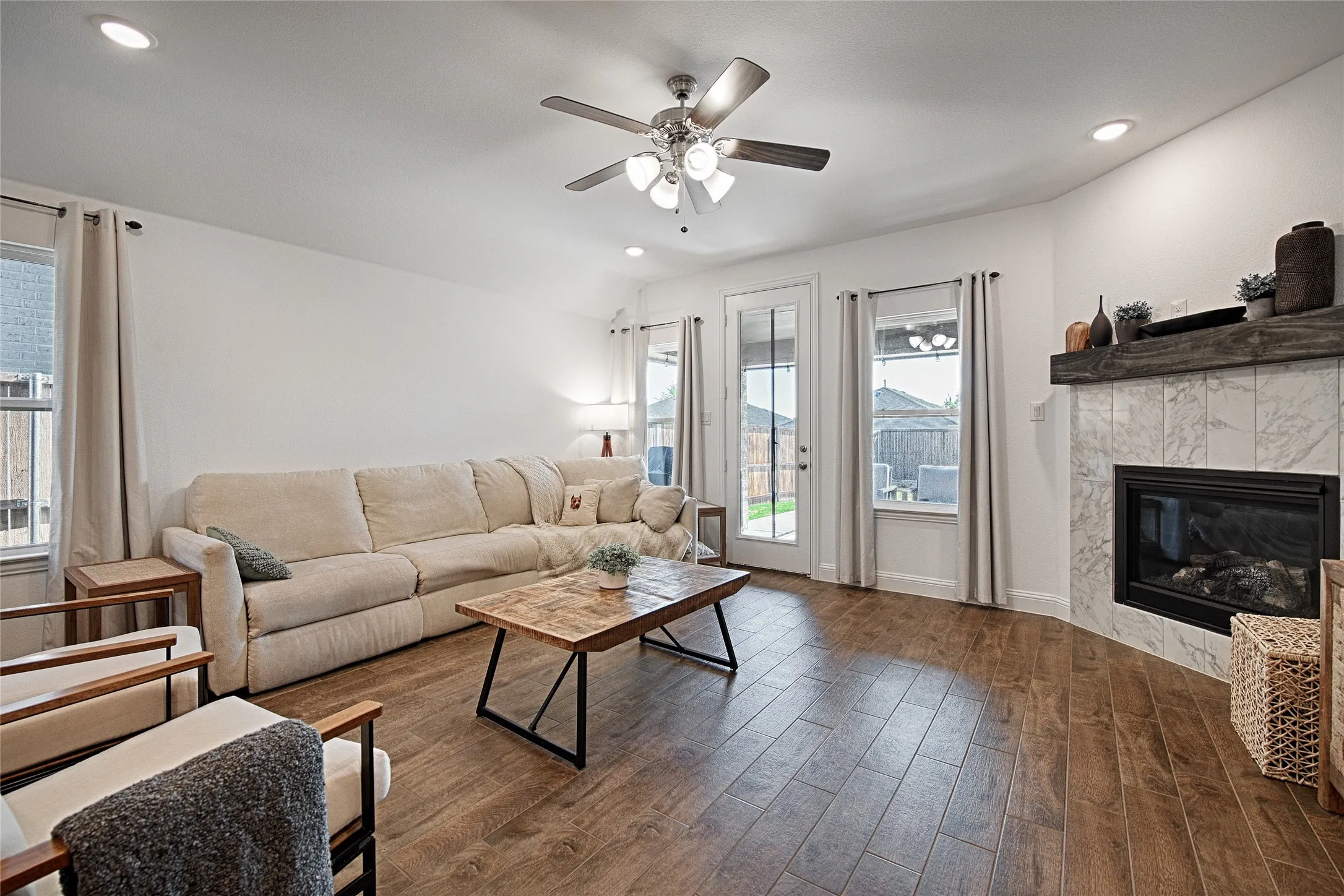 Single Family Residence For Rent in Collin County , 204 Tartane Drive, Anna, Texas 75409, 3 Bedroom, 2 Bathroom, 2 Garage spaces, 1,799 Sqft, built in 2023, mls#21371262, Real Estate Agent in Anna, Homes For Rent in Collin county, Homes For Rent in Anna, Realtor in Anna Texas, Real Estate Brokerage Independent Realty Texas, Luminita Cordes Realtor