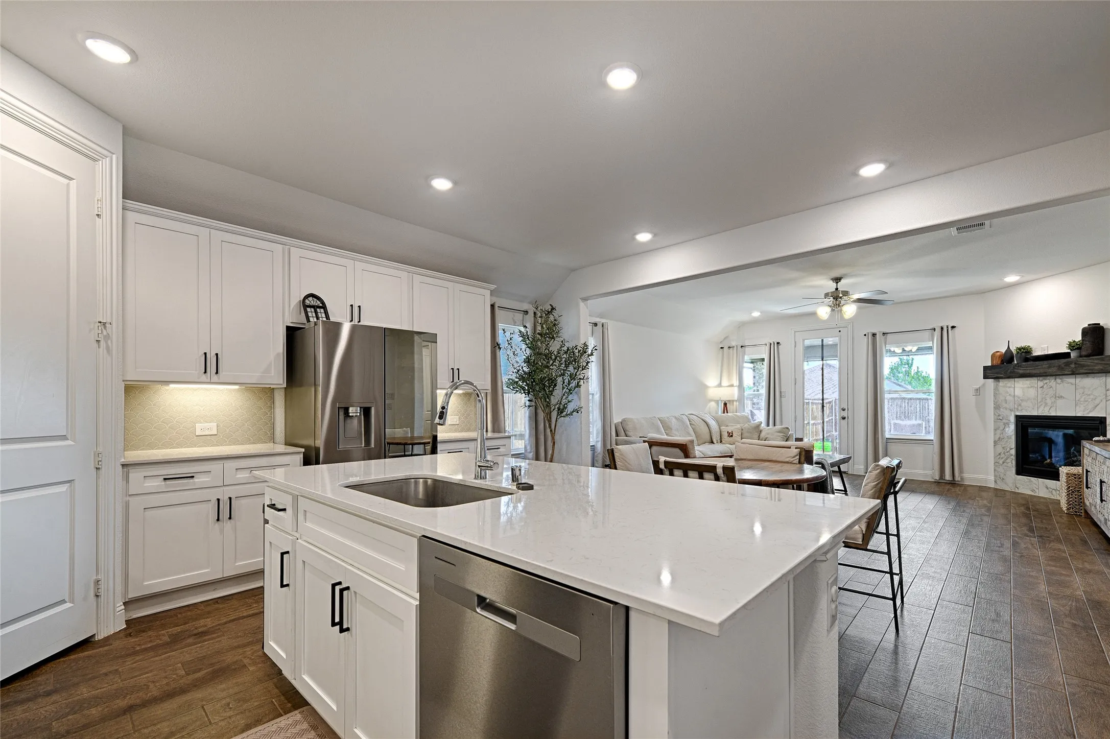Single Family Residence For Rent in Collin County , 204 Tartane Drive, Anna, Texas 75409, 3 Bedroom, 2 Bathroom, 2 Garage spaces, 1,799 Sqft, built in 2023, mls#21371262, Real Estate Agent in Anna, Homes For Rent in Collin county, Homes For Rent in Anna, Realtor in Anna Texas, Real Estate Brokerage Independent Realty Texas, Luminita Cordes Realtor