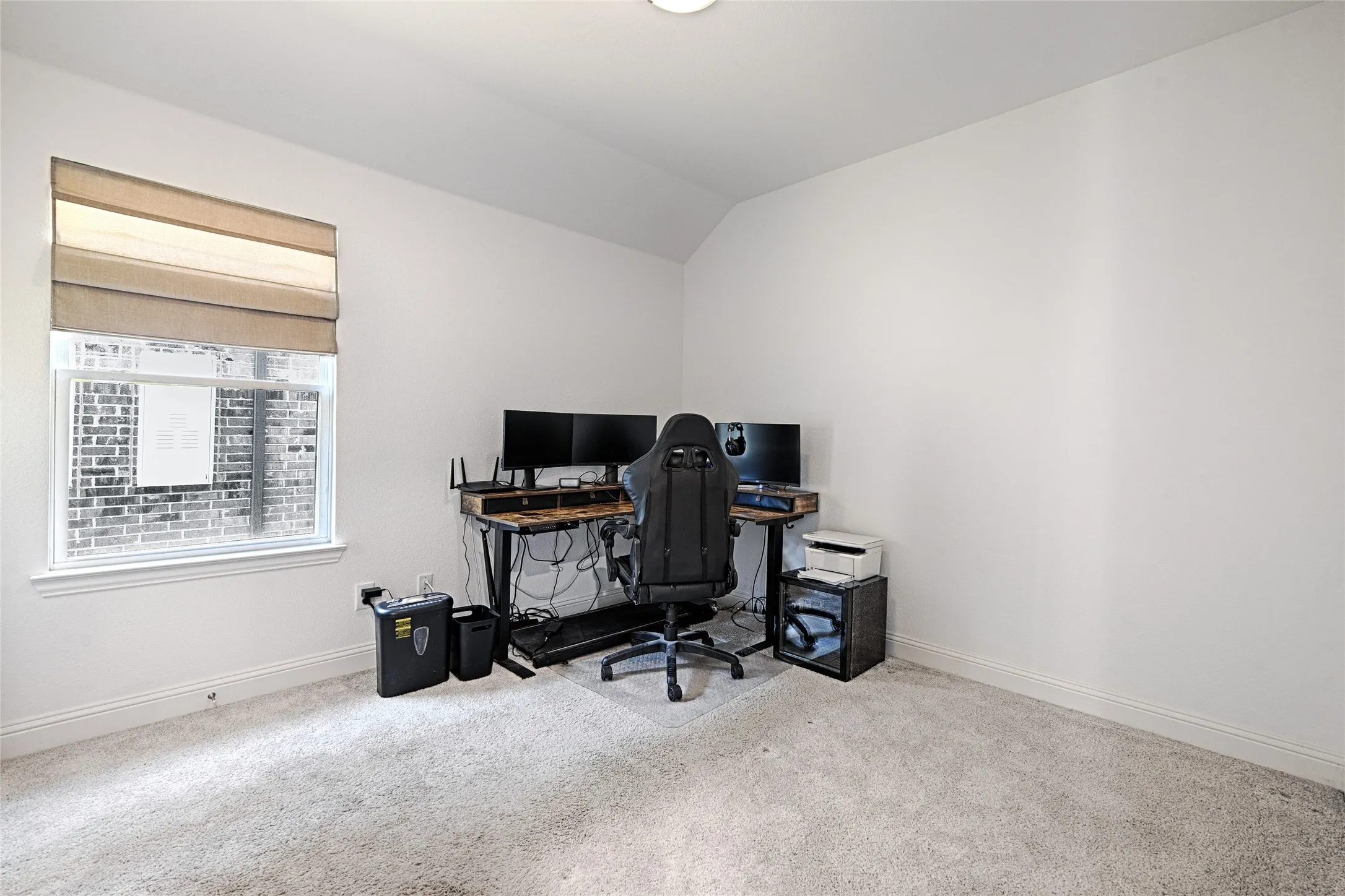 Single Family Residence For Rent in Collin County , 204 Tartane Drive, Anna, Texas 75409, 3 Bedroom, 2 Bathroom, 2 Garage spaces, 1,799 Sqft, built in 2023, mls#21371262, Real Estate Agent in Anna, Homes For Rent in Collin county, Homes For Rent in Anna, Realtor in Anna Texas, Real Estate Brokerage Independent Realty Texas, Luminita Cordes Realtor