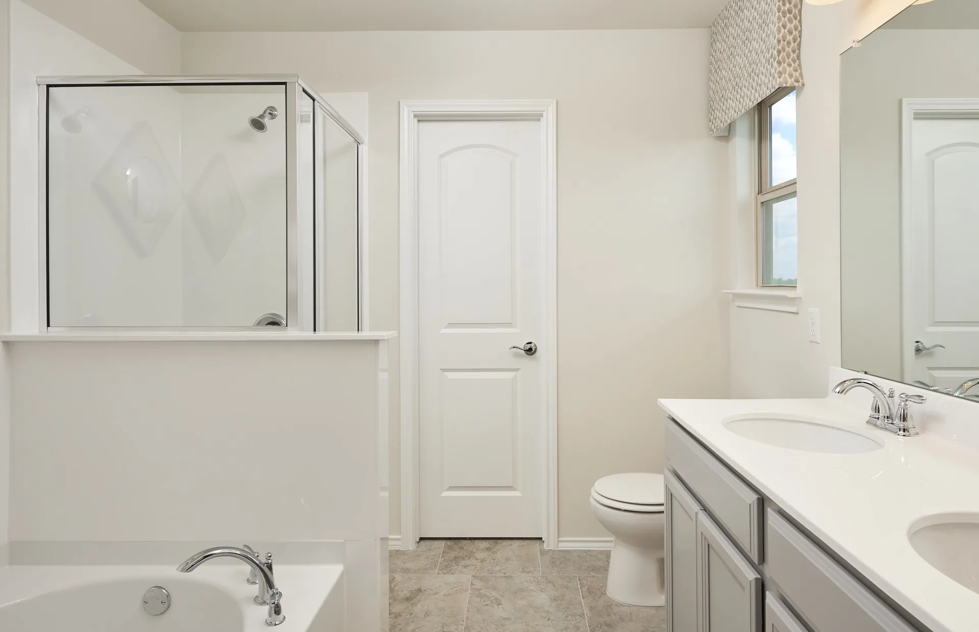 *Model Representation - Owner's private bath