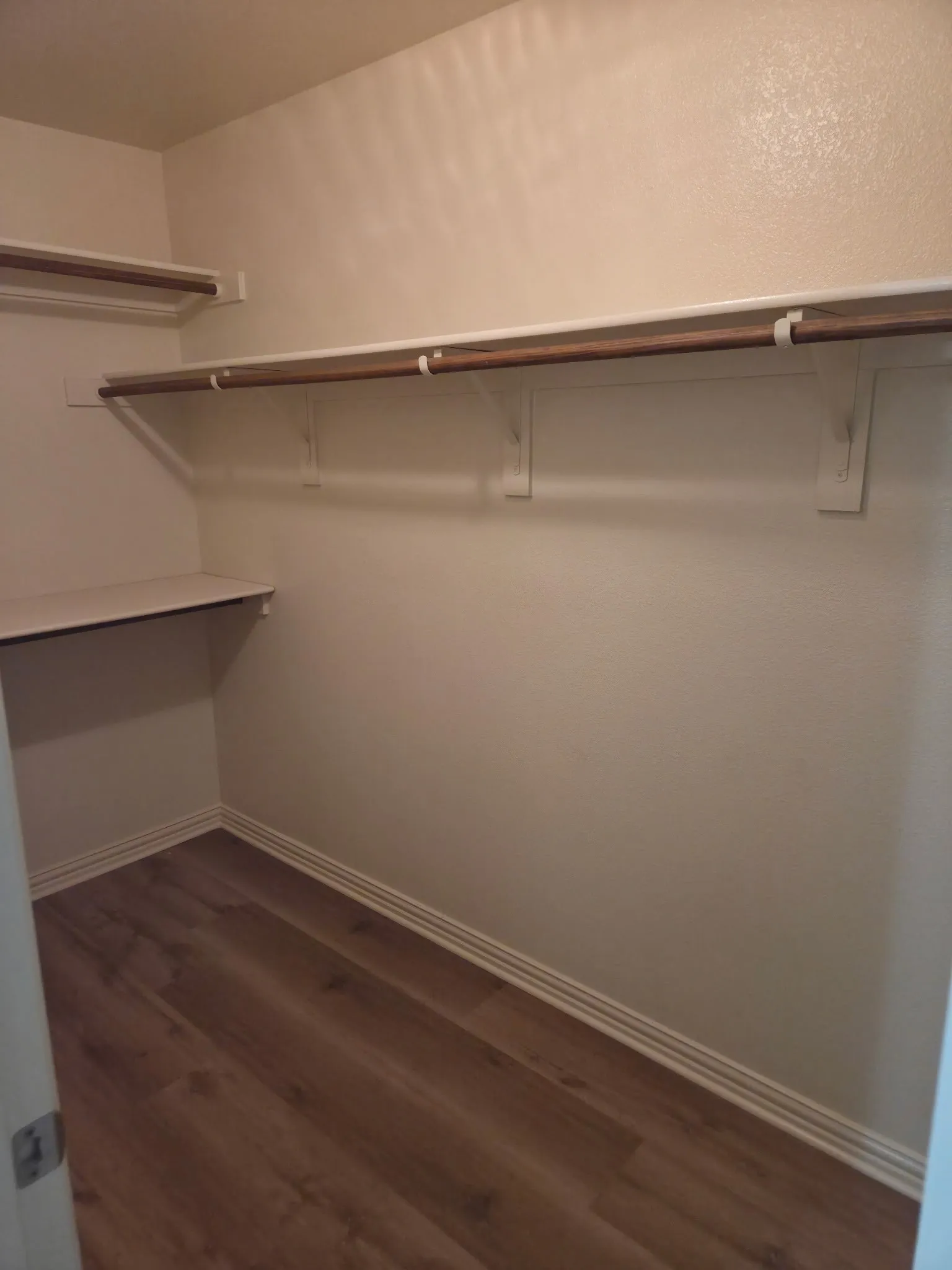 Townhouse For Rent in Tarrant County , 6820 Carrington Lane, Fort Worth, Texas 76137, 2 Bedroom, 3 Bathroom, 2 Garage spaces, 1,491 Sqft, built in 2013, mls#21371323, Real Estate Agent in Fort Worth, Homes For Rent in Tarrant county, Homes For Rent in Fort Worth, Realtor in Fort Worth Texas, Real Estate Brokerage Independent Realty Texas, Luminita Cordes Realtor