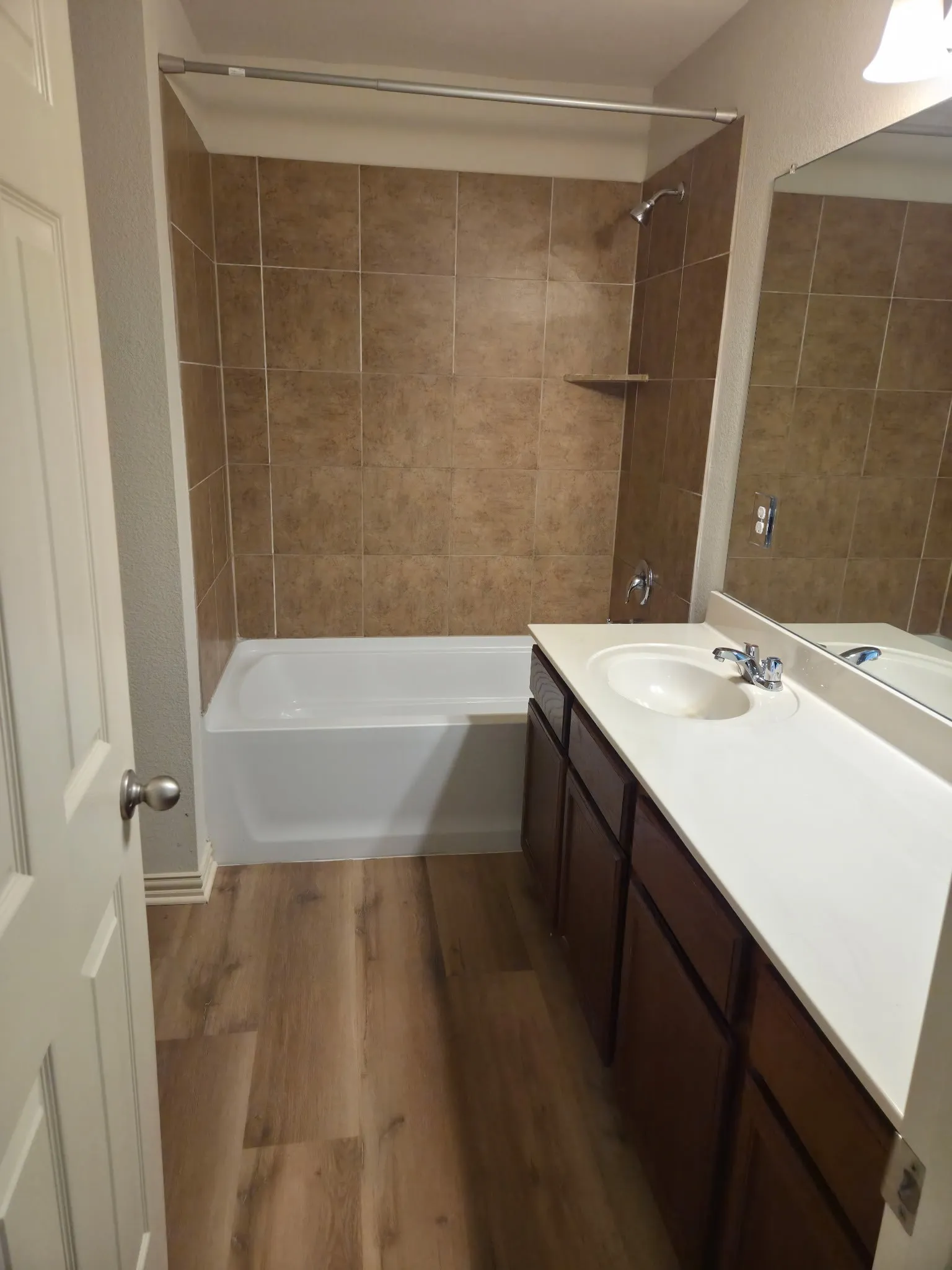 Townhouse For Rent in Tarrant County , 6820 Carrington Lane, Fort Worth, Texas 76137, 2 Bedroom, 3 Bathroom, 2 Garage spaces, 1,491 Sqft, built in 2013, mls#21371323, Real Estate Agent in Fort Worth, Homes For Rent in Tarrant county, Homes For Rent in Fort Worth, Realtor in Fort Worth Texas, Real Estate Brokerage Independent Realty Texas, Luminita Cordes Realtor