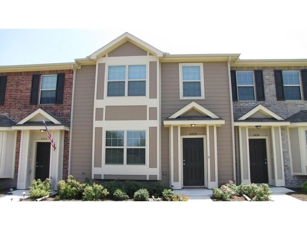 Townhouse For Rent in Tarrant County , 6820 Carrington Lane, Fort Worth, Texas 76137, 2 Bedroom, 3 Bathroom, 2 Garage spaces, 1,491 Sqft, built in 2013, mls#21371323, Real Estate Agent in Fort Worth, Homes For Rent in Tarrant county, Homes For Rent in Fort Worth, Realtor in Fort Worth Texas, Real Estate Brokerage Independent Realty Texas, Luminita Cordes Realtor