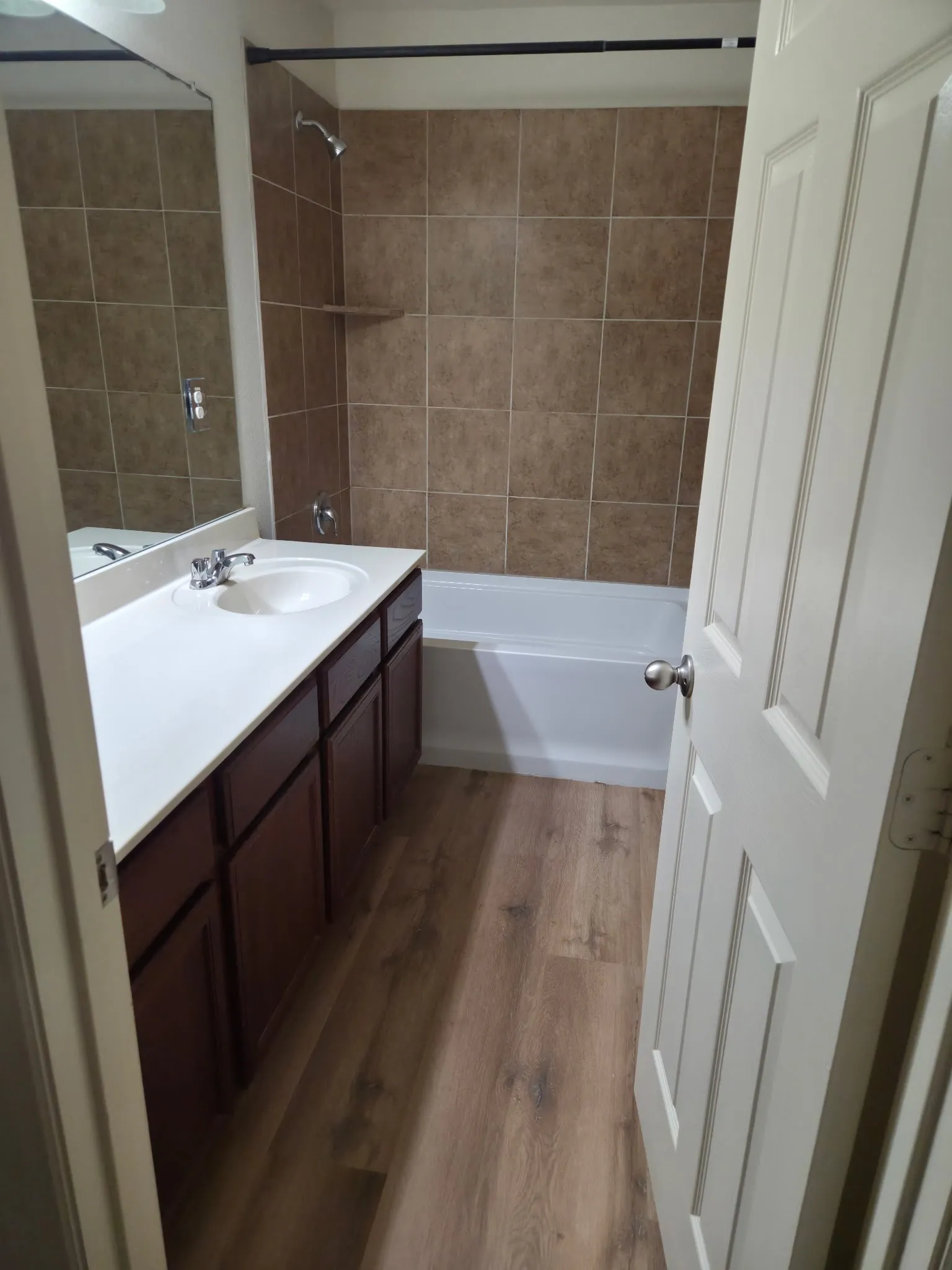 Townhouse For Rent in Tarrant County , 6820 Carrington Lane, Fort Worth, Texas 76137, 2 Bedroom, 3 Bathroom, 2 Garage spaces, 1,491 Sqft, built in 2013, mls#21371323, Real Estate Agent in Fort Worth, Homes For Rent in Tarrant county, Homes For Rent in Fort Worth, Realtor in Fort Worth Texas, Real Estate Brokerage Independent Realty Texas, Luminita Cordes Realtor