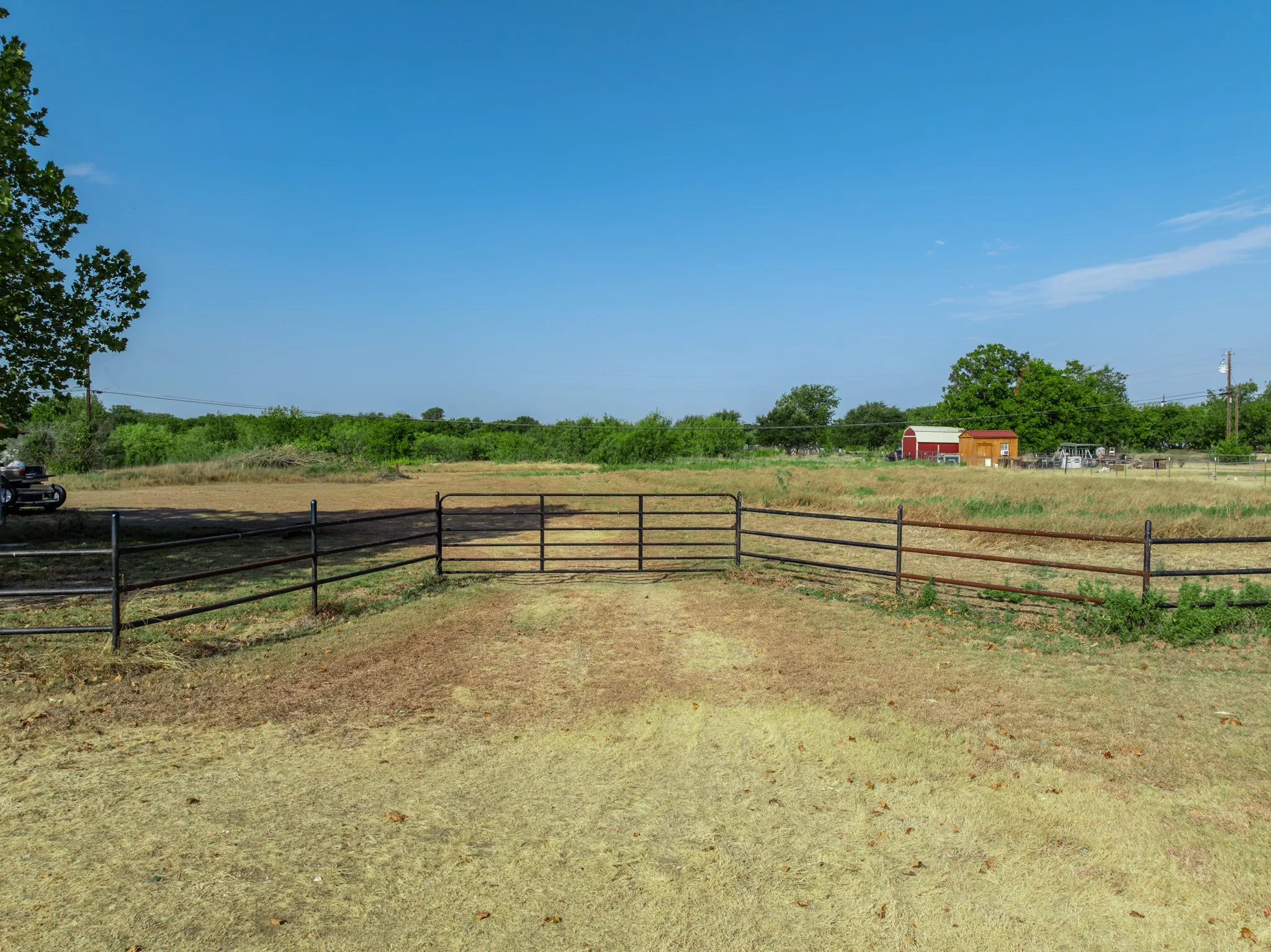Single Family Residence For Sale in Mc Lennan County , 205 Rabbit Run, Woodway, Texas 76712, 3 Bedroom, 2 Bathroom, Garage spaces, 1,450 Sqft, built in 1955, mls#21371896, Real Estate Agent in Woodway, Homes For Sale in Mc Lennan county, Homes For Sale in Woodway, Realtor in Woodway Texas, Real Estate Brokerage Independent Realty Texas, Luminita Cordes Realtor