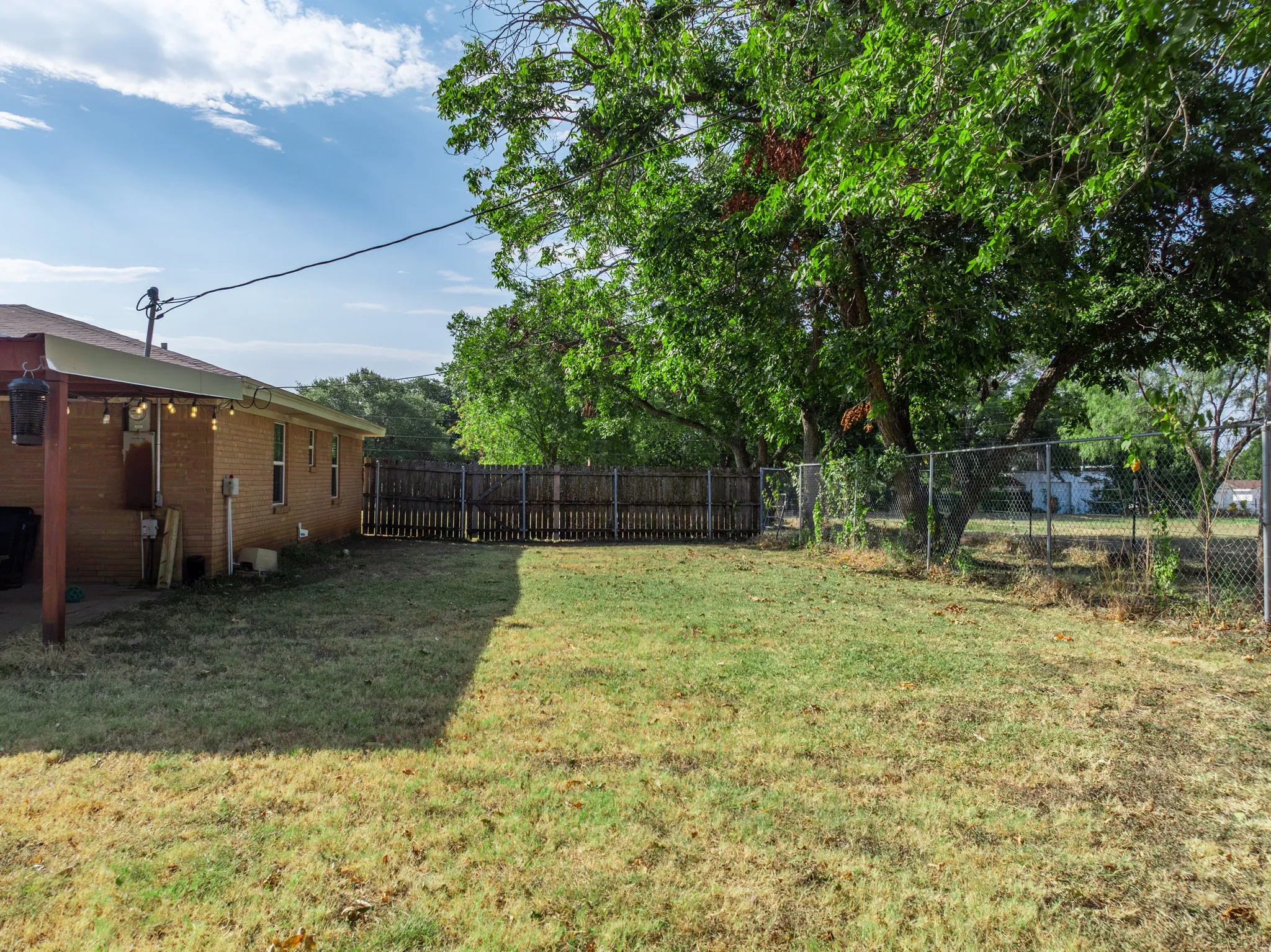 Single Family Residence For Sale in Mc Lennan County , 205 Rabbit Run, Woodway, Texas 76712, 3 Bedroom, 2 Bathroom, Garage spaces, 1,450 Sqft, built in 1955, mls#21371896, Real Estate Agent in Woodway, Homes For Sale in Mc Lennan county, Homes For Sale in Woodway, Realtor in Woodway Texas, Real Estate Brokerage Independent Realty Texas, Luminita Cordes Realtor