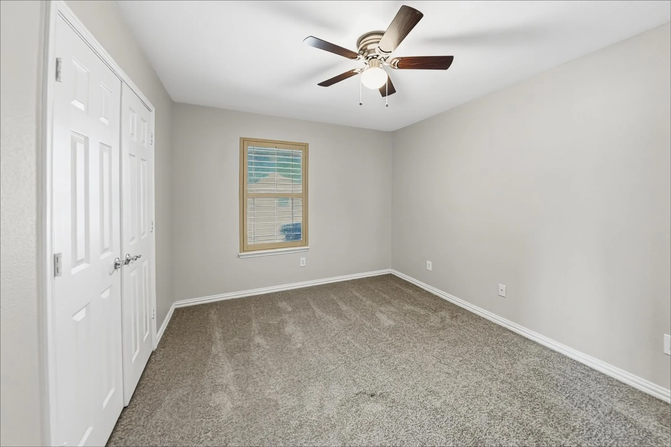 Single Family Residence For Sale in Dallas County , 128 Annette Street, Lancaster, Texas 75146, 4 Bedroom, 2 Bathroom, 2 Garage spaces, 2,330 Sqft, built in 2001, mls#21371542, Real Estate Agent in Lancaster, Homes For Sale in Dallas county, Homes For Sale in Lancaster, Realtor in Lancaster Texas, Real Estate Brokerage Independent Realty Texas, Luminita Cordes Realtor