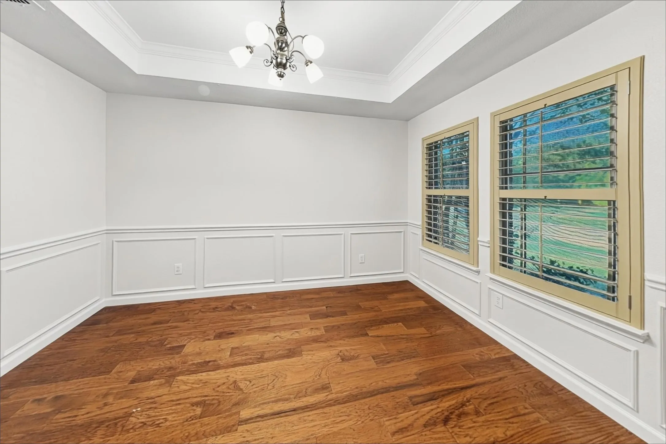 Single Family Residence For Sale in Dallas County , 128 Annette Street, Lancaster, Texas 75146, 4 Bedroom, 2 Bathroom, 2 Garage spaces, 2,330 Sqft, built in 2001, mls#21371542, Real Estate Agent in Lancaster, Homes For Sale in Dallas county, Homes For Sale in Lancaster, Realtor in Lancaster Texas, Real Estate Brokerage Independent Realty Texas, Luminita Cordes Realtor