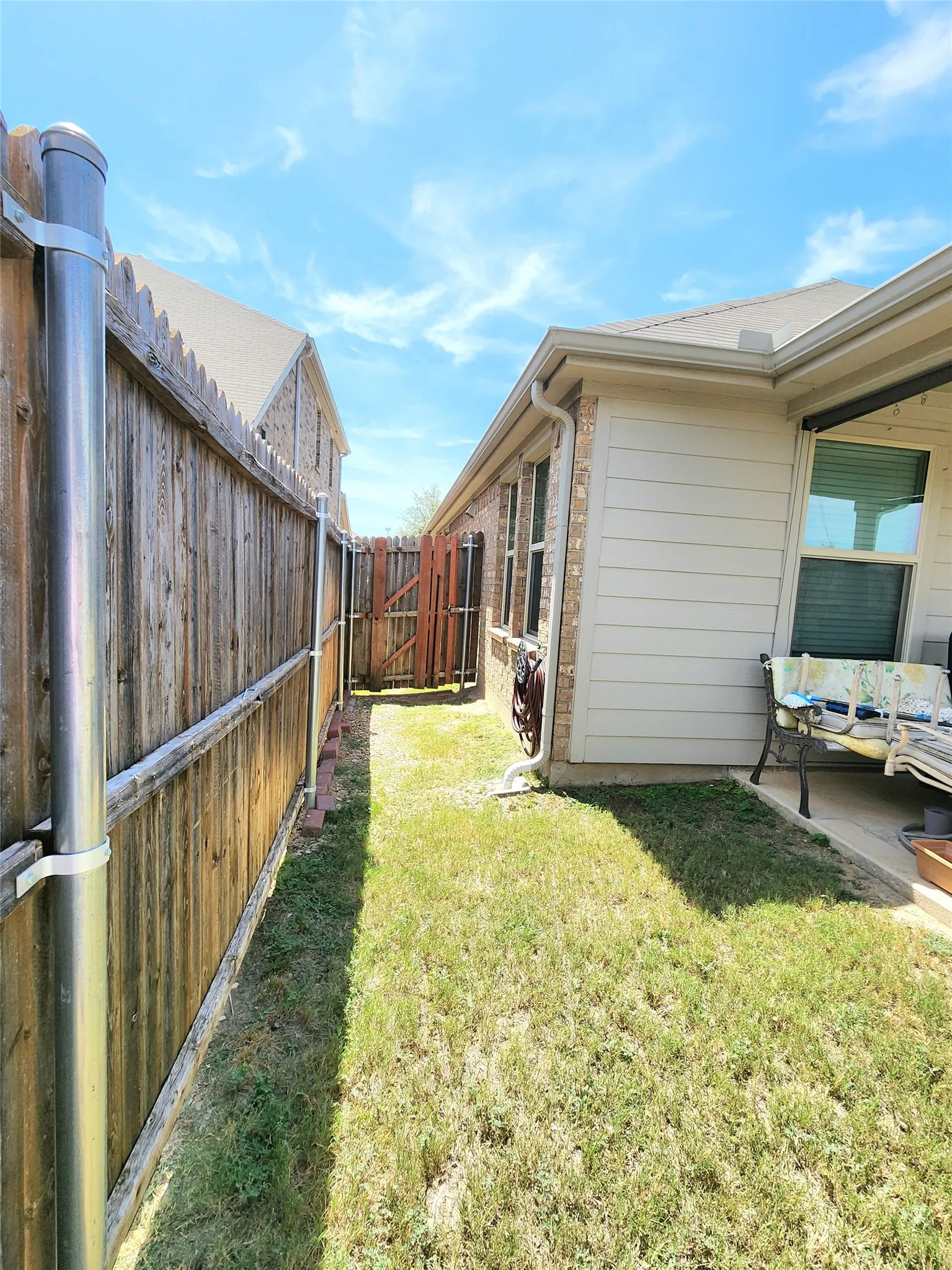 Single Family Residence For Sale in Kaufman County , 2126 Clarion Drive, Forney, Texas 75126, 4 Bedroom, 3 Bathroom, 2 Garage spaces, 2,224 Sqft, built in 2019, mls#21369023, Real Estate Agent in Forney, Homes For Sale in Kaufman county, Homes For Sale in Forney, Realtor in Forney Texas, Real Estate Brokerage Independent Realty Texas, Luminita Cordes Realtor