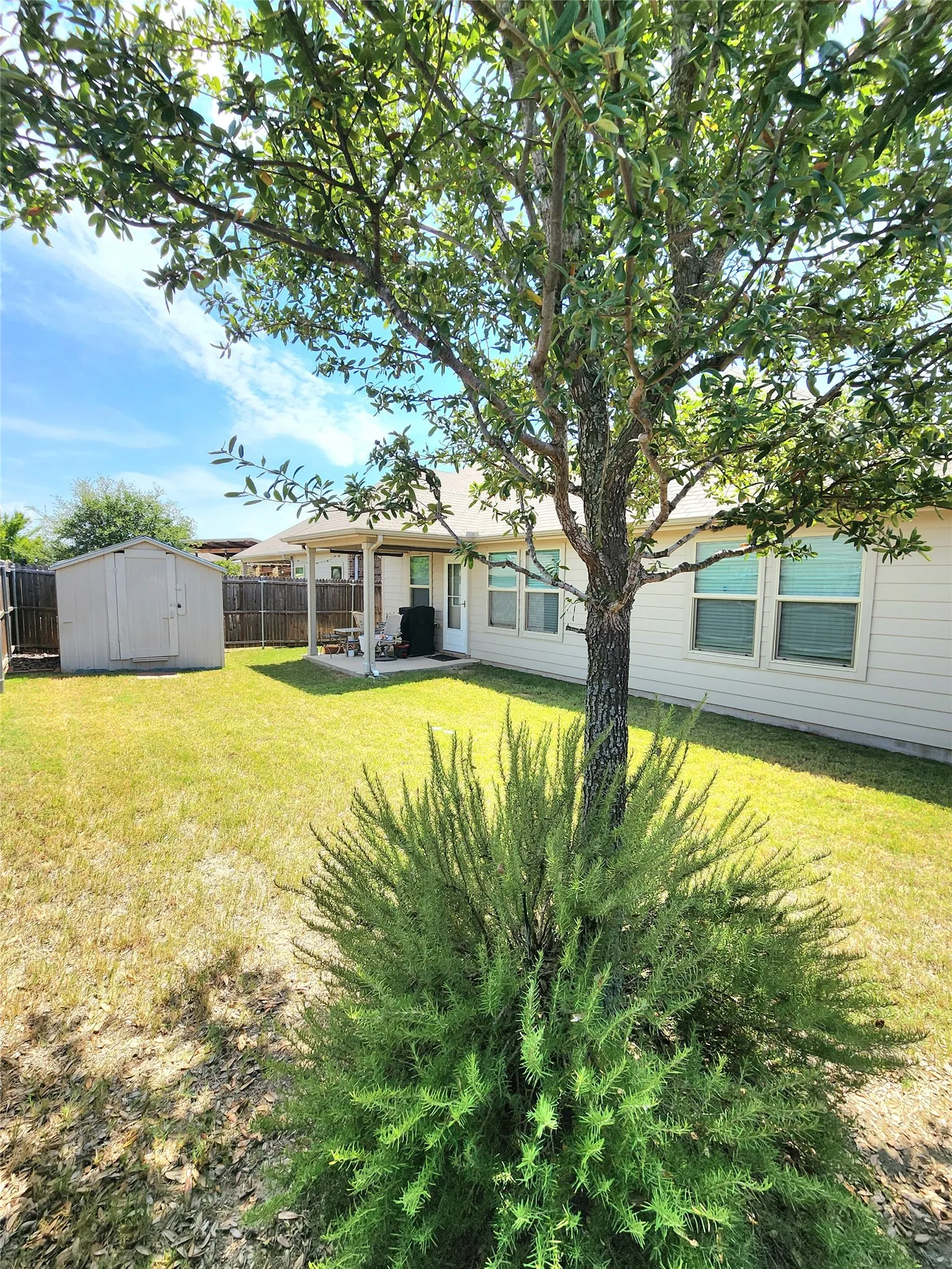Single Family Residence For Sale in Kaufman County , 2126 Clarion Drive, Forney, Texas 75126, 4 Bedroom, 3 Bathroom, 2 Garage spaces, 2,224 Sqft, built in 2019, mls#21369023, Real Estate Agent in Forney, Homes For Sale in Kaufman county, Homes For Sale in Forney, Realtor in Forney Texas, Real Estate Brokerage Independent Realty Texas, Luminita Cordes Realtor