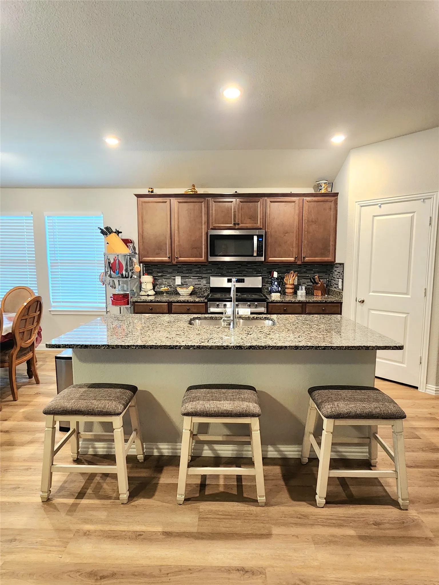 Single Family Residence For Sale in Kaufman County , 2126 Clarion Drive, Forney, Texas 75126, 4 Bedroom, 3 Bathroom, 2 Garage spaces, 2,224 Sqft, built in 2019, mls#21369023, Real Estate Agent in Forney, Homes For Sale in Kaufman county, Homes For Sale in Forney, Realtor in Forney Texas, Real Estate Brokerage Independent Realty Texas, Luminita Cordes Realtor