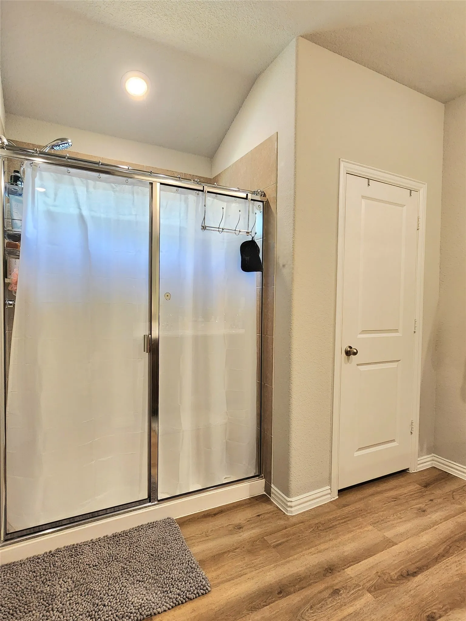Single Family Residence For Sale in Kaufman County , 2126 Clarion Drive, Forney, Texas 75126, 4 Bedroom, 3 Bathroom, 2 Garage spaces, 2,224 Sqft, built in 2019, mls#21369023, Real Estate Agent in Forney, Homes For Sale in Kaufman county, Homes For Sale in Forney, Realtor in Forney Texas, Real Estate Brokerage Independent Realty Texas, Luminita Cordes Realtor