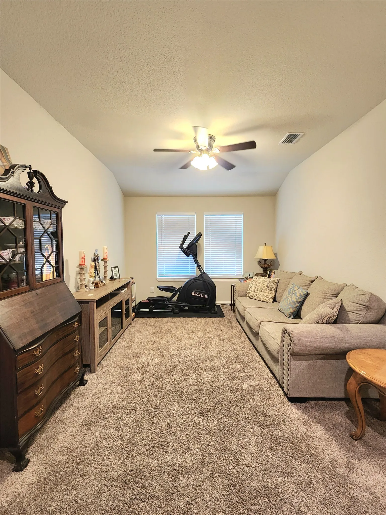 Single Family Residence For Sale in Kaufman County , 2126 Clarion Drive, Forney, Texas 75126, 4 Bedroom, 3 Bathroom, 2 Garage spaces, 2,224 Sqft, built in 2019, mls#21369023, Real Estate Agent in Forney, Homes For Sale in Kaufman county, Homes For Sale in Forney, Realtor in Forney Texas, Real Estate Brokerage Independent Realty Texas, Luminita Cordes Realtor