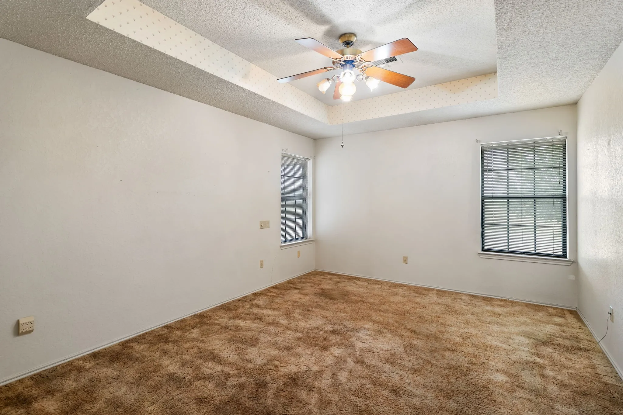 Single Family Residence For Sale in Mc Lennan County , 502 Celeste Drive, Robinson, Texas 76706, 3 Bedroom, 2 Bathroom, 2 Garage spaces, 1,529 Sqft, built in 1986, mls#21371611, Real Estate Agent in Robinson, Homes For Sale in Mc Lennan county, Homes For Sale in Robinson, Realtor in Robinson Texas, Real Estate Brokerage Independent Realty Texas, Luminita Cordes Realtor
