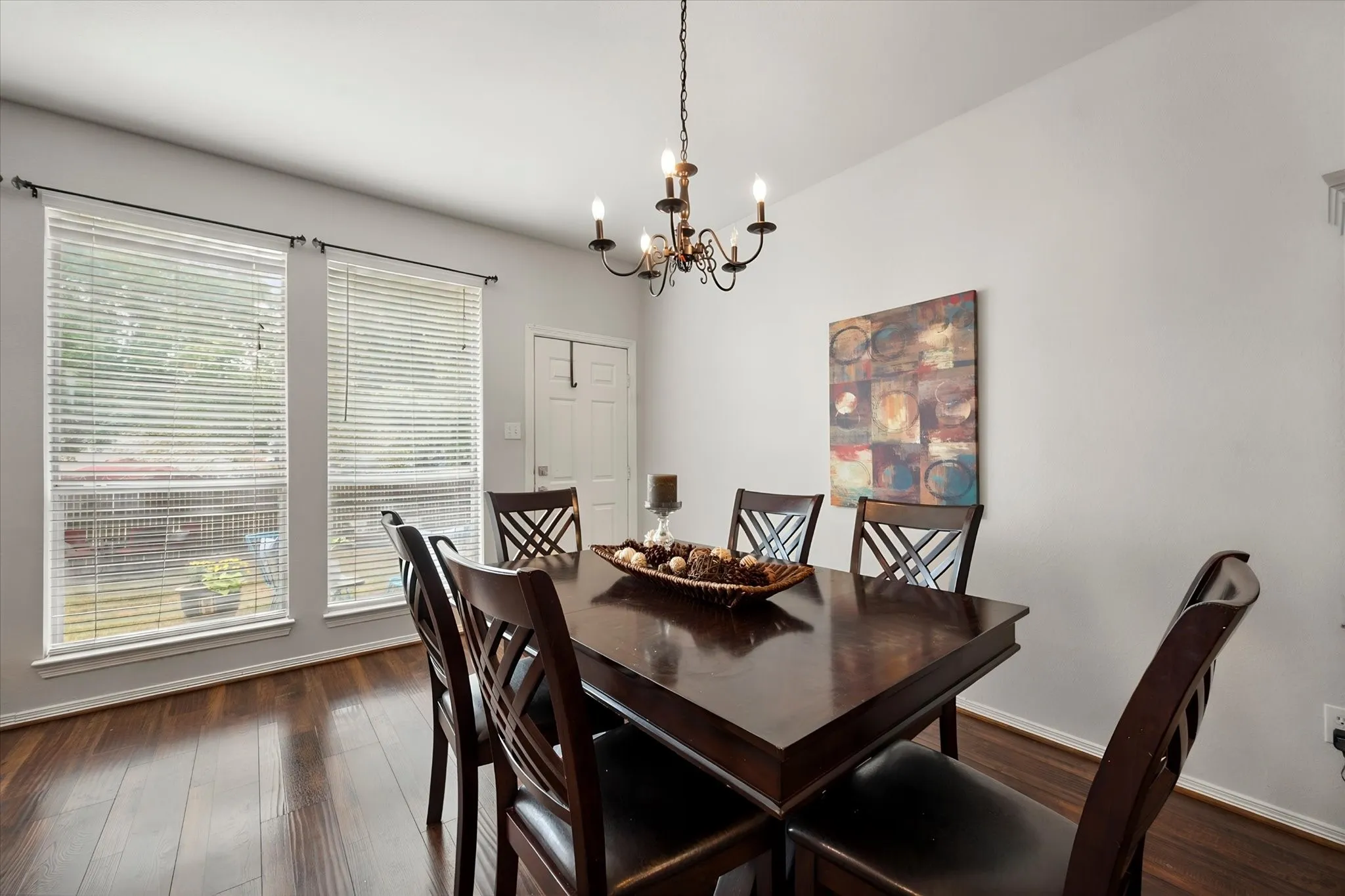 Single Family Residence For Sale in Tarrant County , 6920 Coldwater Canyon Road, Fort Worth, Texas 76132, 3 Bedroom, 2 Bathroom, 2 Garage spaces, 1,869 Sqft, built in 2000, mls#21369967, Real Estate Agent in Fort Worth, Homes For Sale in Tarrant county, Homes For Sale in Fort Worth, Realtor in Fort Worth Texas, Real Estate Brokerage Independent Realty Texas, Luminita Cordes Realtor