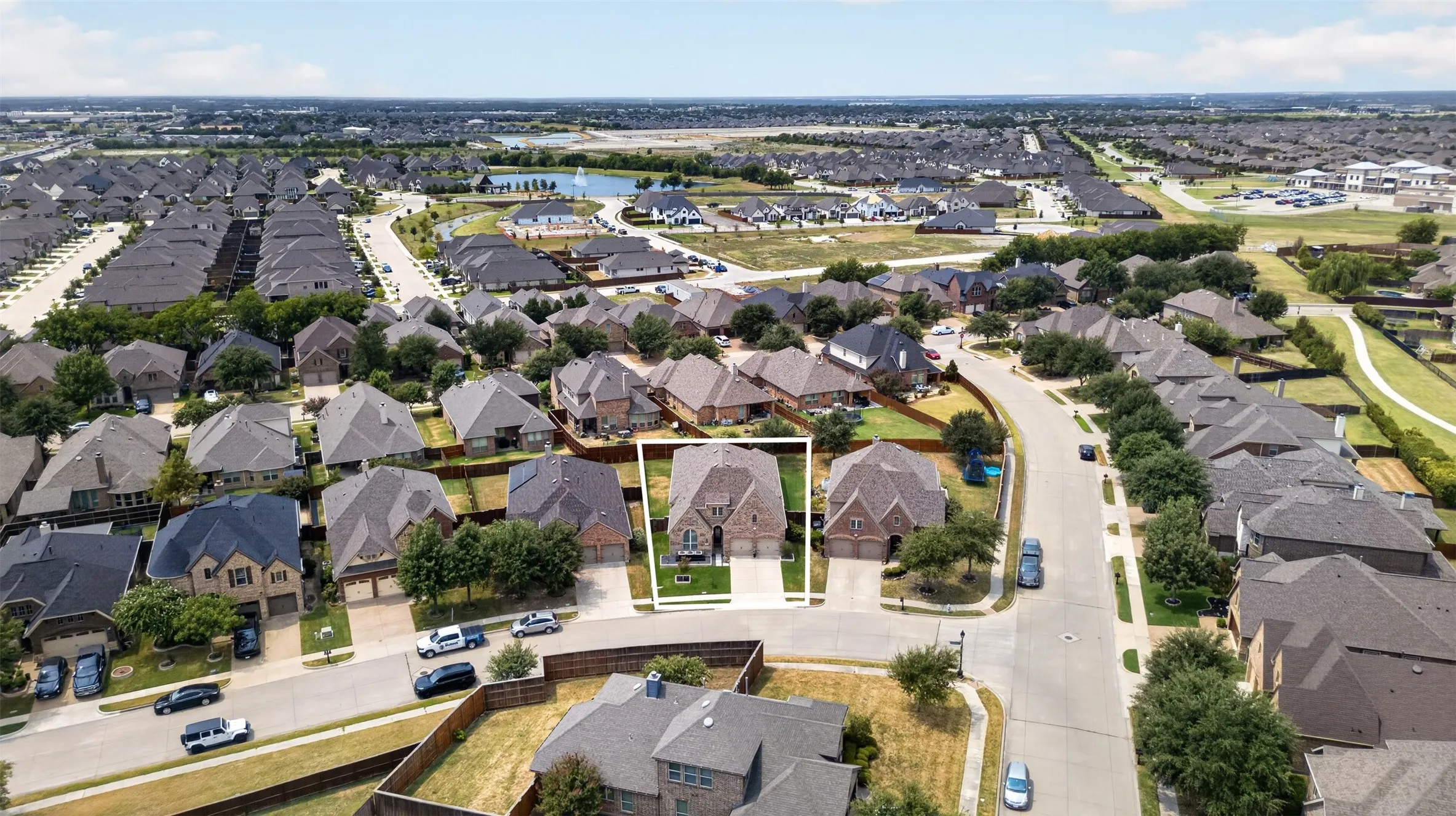 Single Family Residence For Sale in Kaufman County , 1123 Highgate Road, Forney, Texas 75126, 3 Bedroom, 2 Bathroom, 2 Garage spaces, 2,553 Sqft, built in 2016, mls#21370868, Real Estate Agent in Forney, Homes For Sale in Kaufman county, Homes For Sale in Forney, Realtor in Forney Texas, Real Estate Brokerage Independent Realty Texas, Luminita Cordes Realtor