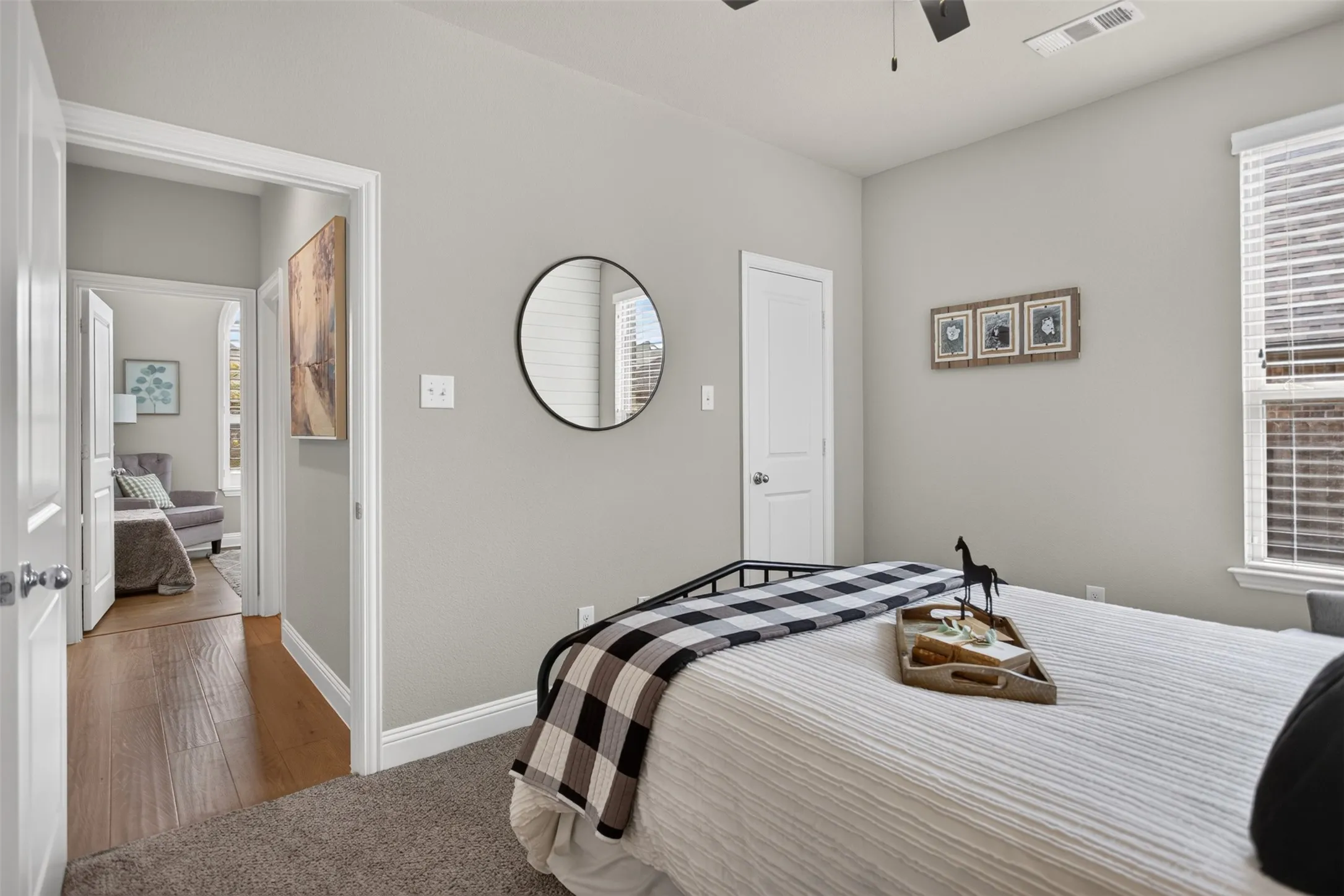 Single Family Residence For Sale in Kaufman County , 1123 Highgate Road, Forney, Texas 75126, 3 Bedroom, 2 Bathroom, 2 Garage spaces, 2,553 Sqft, built in 2016, mls#21370868, Real Estate Agent in Forney, Homes For Sale in Kaufman county, Homes For Sale in Forney, Realtor in Forney Texas, Real Estate Brokerage Independent Realty Texas, Luminita Cordes Realtor