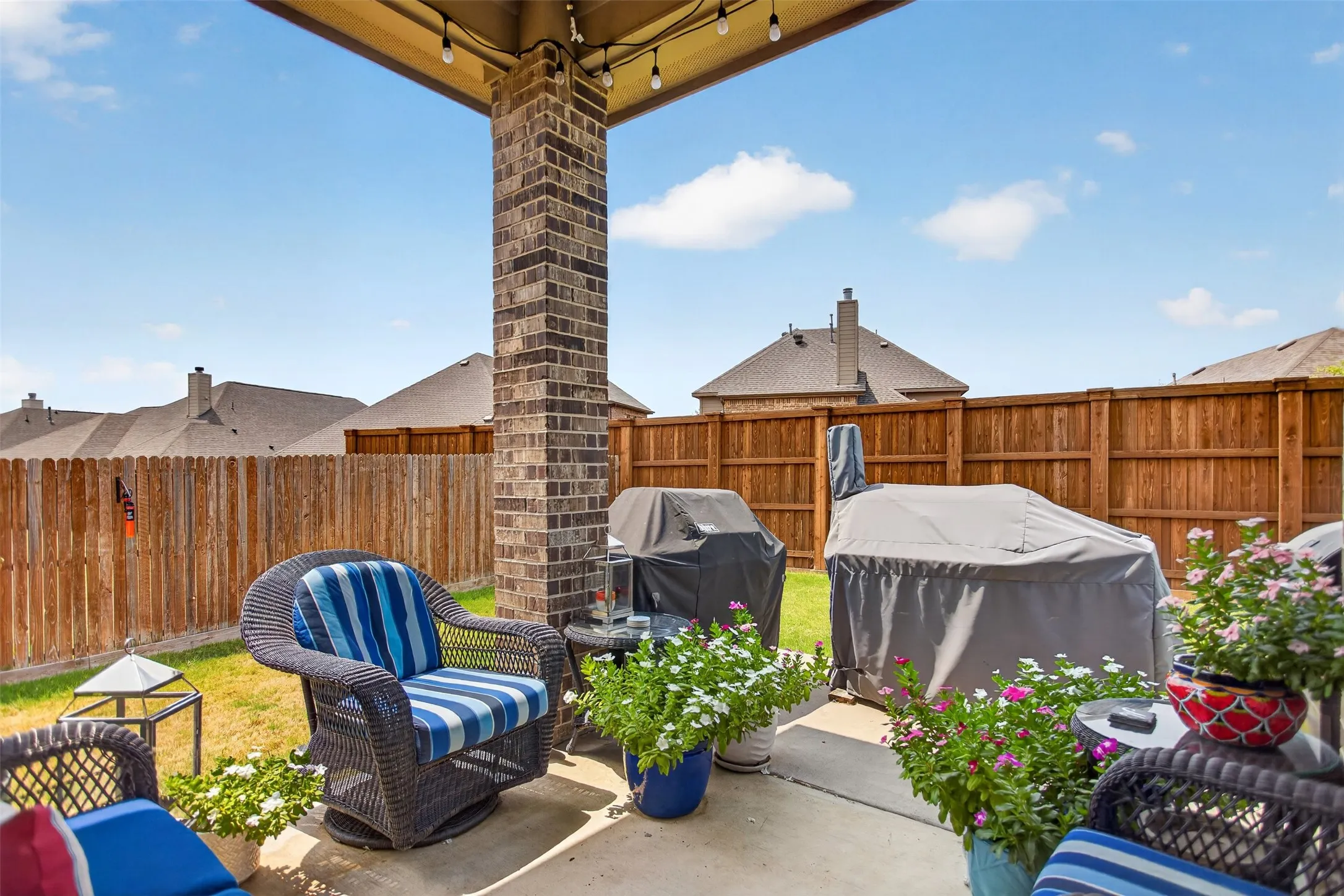 Single Family Residence For Sale in Kaufman County , 1123 Highgate Road, Forney, Texas 75126, 3 Bedroom, 2 Bathroom, 2 Garage spaces, 2,553 Sqft, built in 2016, mls#21370868, Real Estate Agent in Forney, Homes For Sale in Kaufman county, Homes For Sale in Forney, Realtor in Forney Texas, Real Estate Brokerage Independent Realty Texas, Luminita Cordes Realtor