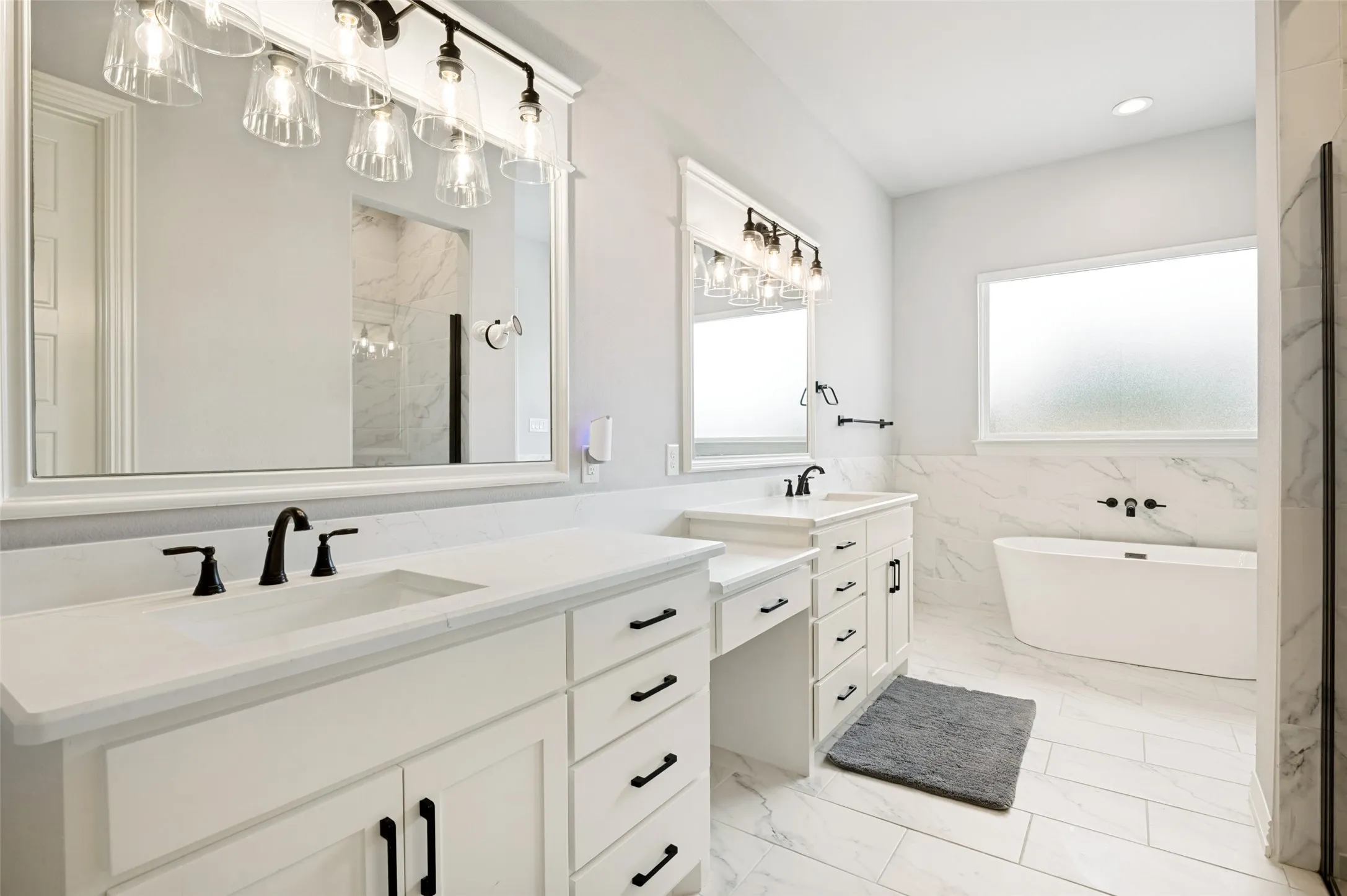 Single Family Residence For Sale in Ellis County , 5850 Harper Drive, Midlothian, Texas 76065, 4 Bedroom, 4 Bathroom, 3 Garage spaces, 3,375 Sqft, built in 2021, mls#21371581, Real Estate Agent in Midlothian, Homes For Sale in Ellis county, Homes For Sale in Midlothian, Realtor in Midlothian Texas, Real Estate Brokerage Independent Realty Texas, Luminita Cordes Realtor