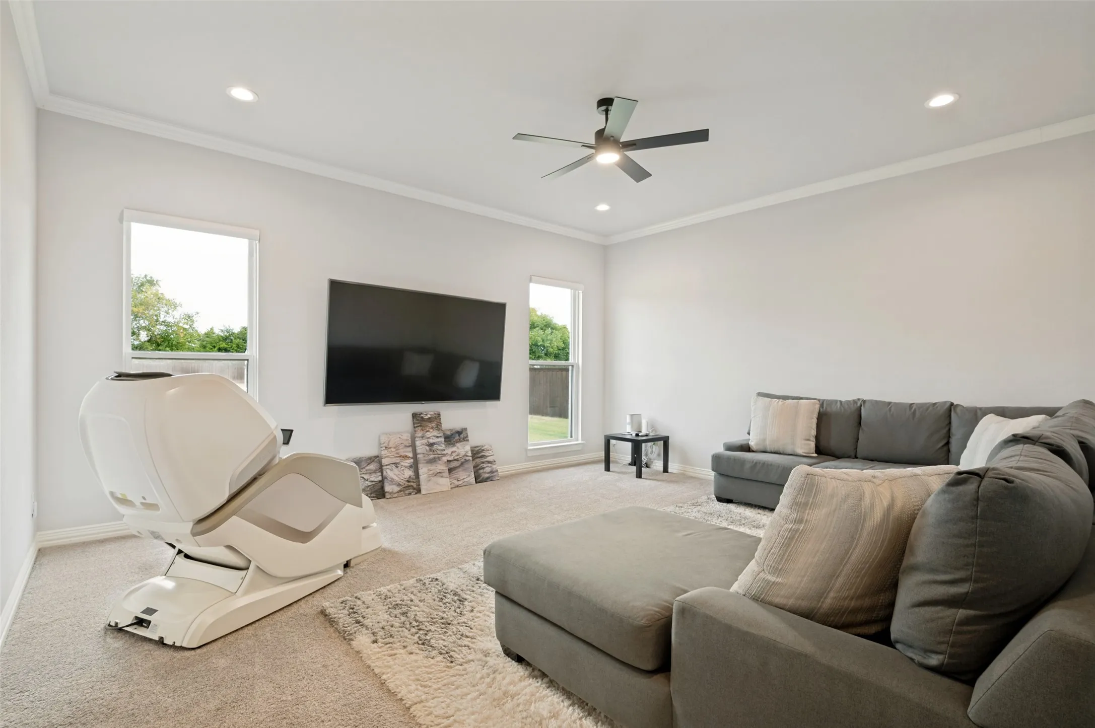 Single Family Residence For Sale in Ellis County , 5850 Harper Drive, Midlothian, Texas 76065, 4 Bedroom, 4 Bathroom, 3 Garage spaces, 3,375 Sqft, built in 2021, mls#21371581, Real Estate Agent in Midlothian, Homes For Sale in Ellis county, Homes For Sale in Midlothian, Realtor in Midlothian Texas, Real Estate Brokerage Independent Realty Texas, Luminita Cordes Realtor