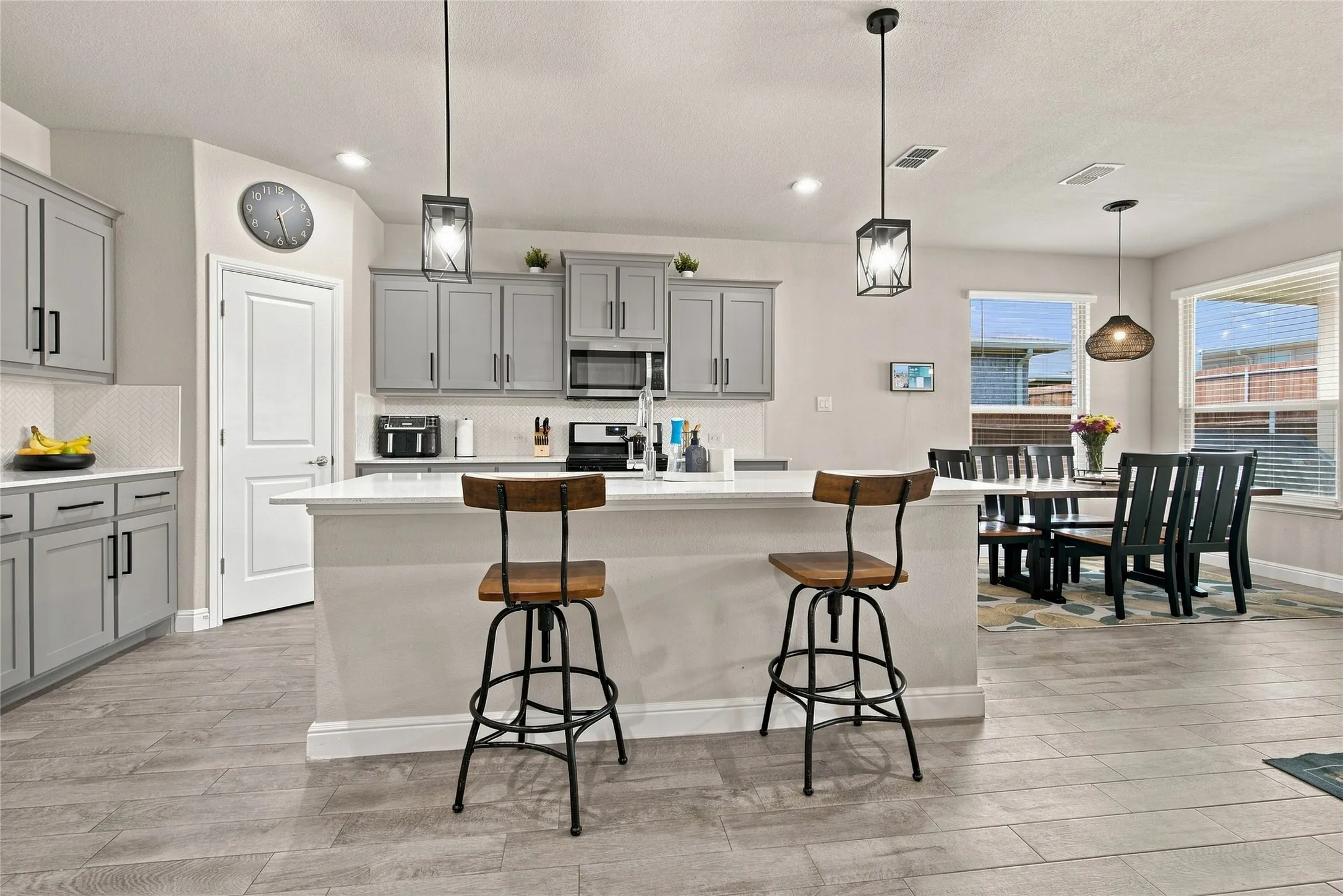 Single Family Residence For Sale in Denton County , 1129 Blackhorse Trail, Fort Worth, Texas 76247, 4 Bedroom, 2 Bathroom, 2 Garage spaces, 2,010 Sqft, built in 2022, mls#21371695, Real Estate Agent in Fort Worth, Homes For Sale in Denton county, Homes For Sale in Fort Worth, Realtor in Fort Worth Texas, Real Estate Brokerage Independent Realty Texas, Luminita Cordes Realtor