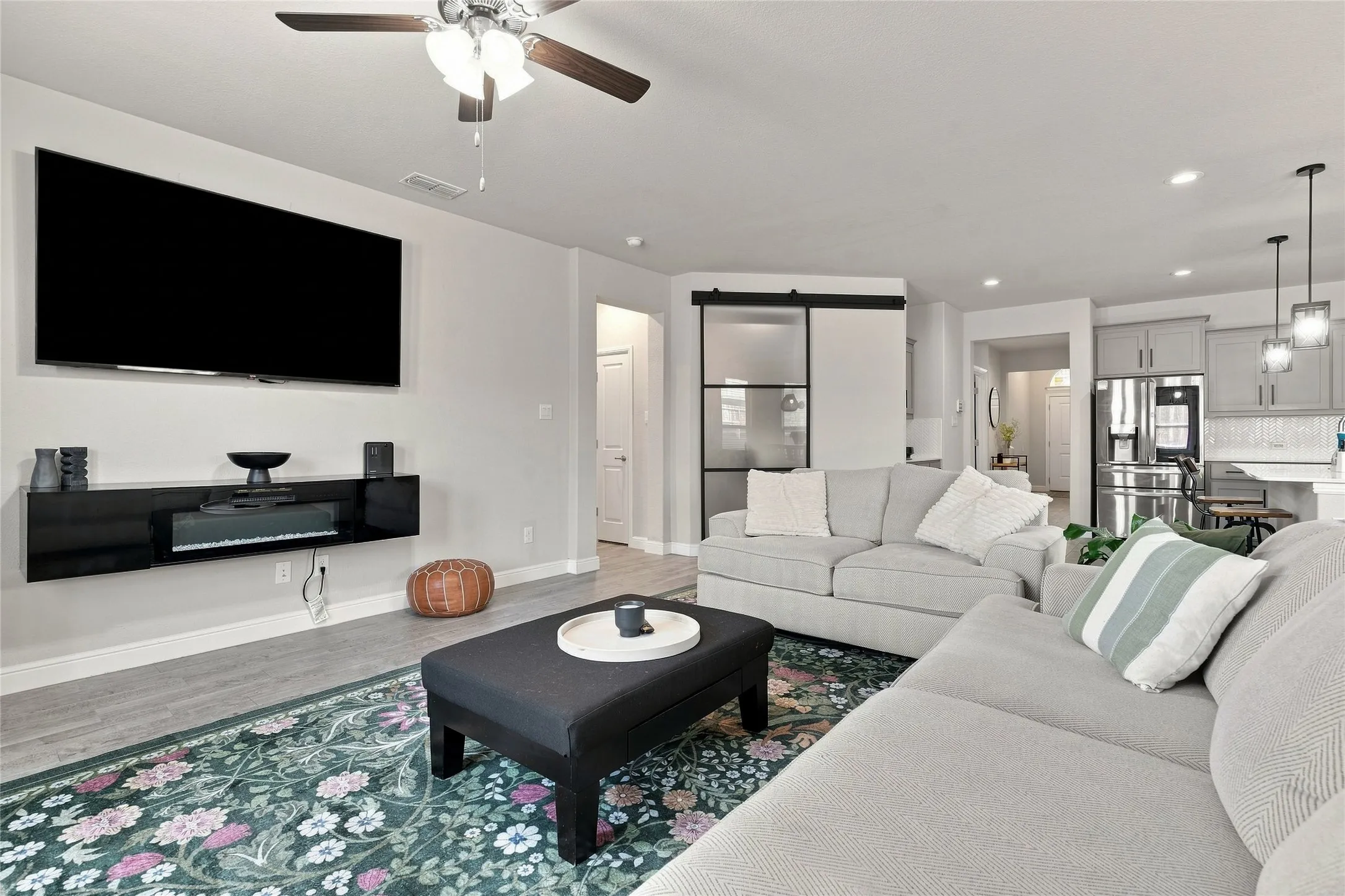 Single Family Residence For Sale in Denton County , 1129 Blackhorse Trail, Fort Worth, Texas 76247, 4 Bedroom, 2 Bathroom, 2 Garage spaces, 2,010 Sqft, built in 2022, mls#21371695, Real Estate Agent in Fort Worth, Homes For Sale in Denton county, Homes For Sale in Fort Worth, Realtor in Fort Worth Texas, Real Estate Brokerage Independent Realty Texas, Luminita Cordes Realtor