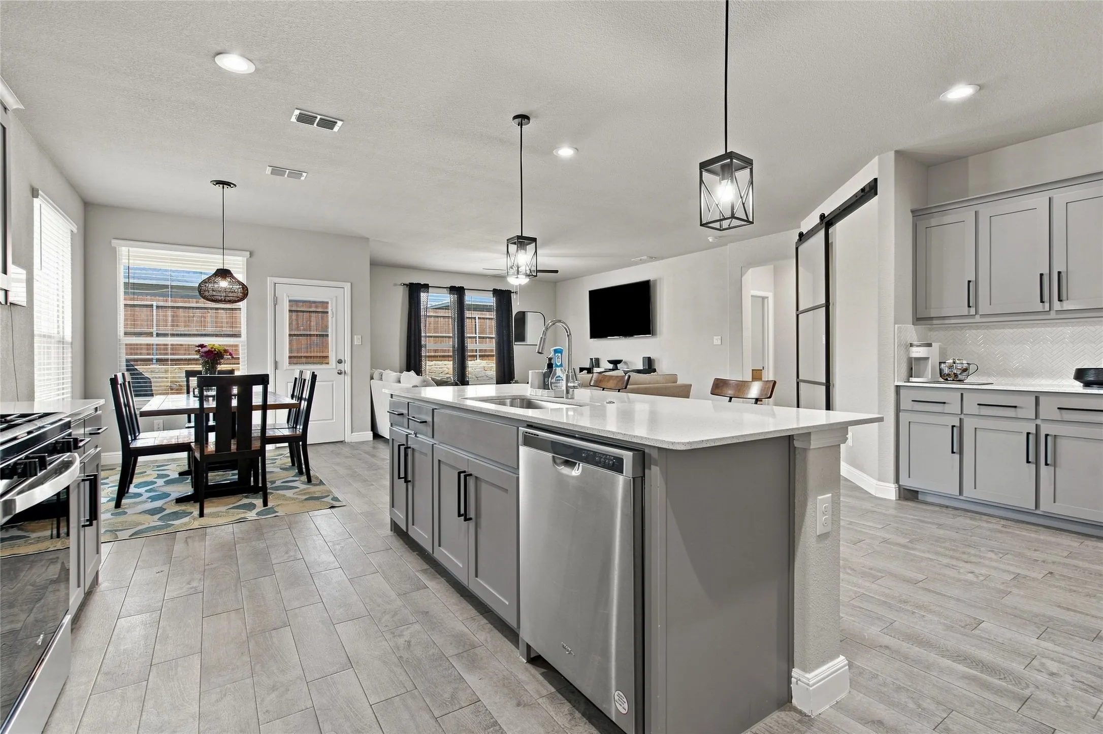 Single Family Residence For Sale in Denton County , 1129 Blackhorse Trail, Fort Worth, Texas 76247, 4 Bedroom, 2 Bathroom, 2 Garage spaces, 2,010 Sqft, built in 2022, mls#21371695, Real Estate Agent in Fort Worth, Homes For Sale in Denton county, Homes For Sale in Fort Worth, Realtor in Fort Worth Texas, Real Estate Brokerage Independent Realty Texas, Luminita Cordes Realtor
