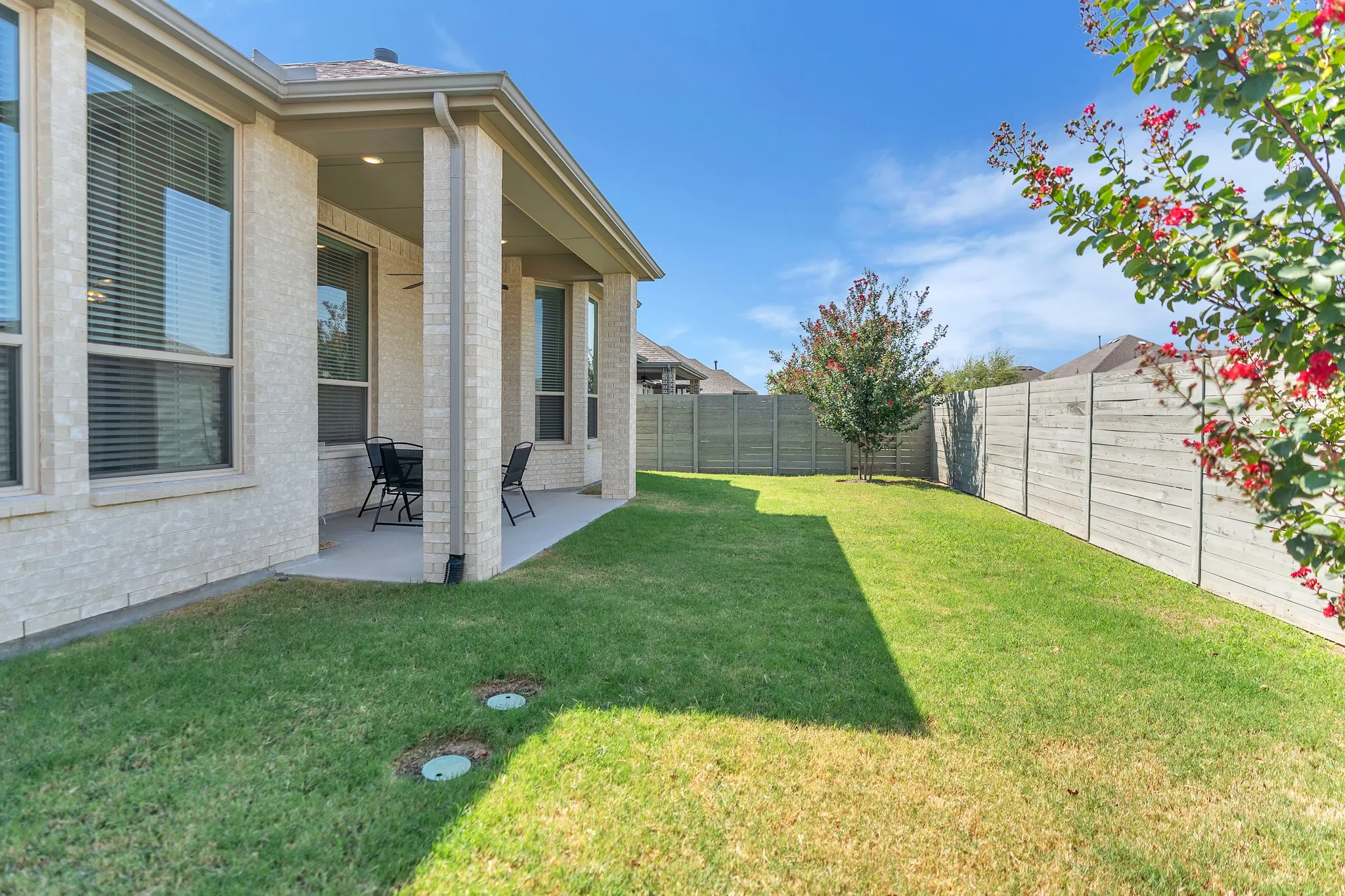 Single Family Residence For Sale in Denton County , 1517 Chickadee Drive, Argyle, Texas 76226, 3 Bedroom, 3 Bathroom, 2 Garage spaces, 2,283 Sqft, built in 2023, mls#21371491, Real Estate Agent in Argyle, Homes For Sale in Denton county, Homes For Sale in Argyle, Realtor in Argyle Texas, Real Estate Brokerage Independent Realty Texas, Luminita Cordes Realtor