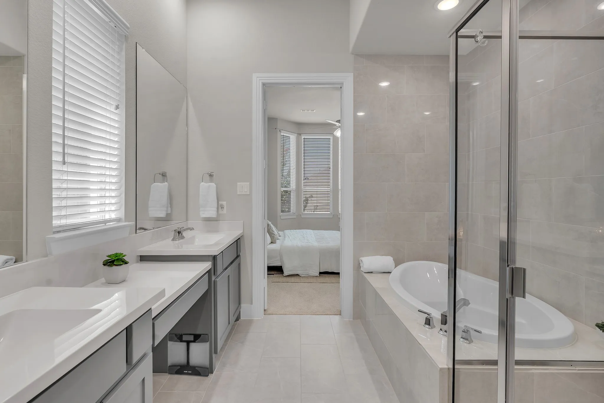 Single Family Residence For Sale in Denton County , 1517 Chickadee Drive, Argyle, Texas 76226, 3 Bedroom, 3 Bathroom, 2 Garage spaces, 2,283 Sqft, built in 2023, mls#21371491, Real Estate Agent in Argyle, Homes For Sale in Denton county, Homes For Sale in Argyle, Realtor in Argyle Texas, Real Estate Brokerage Independent Realty Texas, Luminita Cordes Realtor