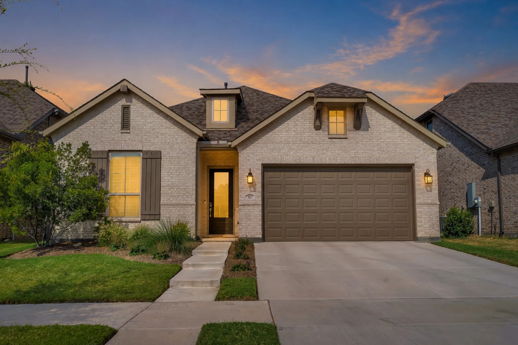 Single Family Residence For Sale in Denton County , 1517 Chickadee Drive, Argyle, Texas 76226, 3 Bedroom, 3 Bathroom, 2 Garage spaces, 2,283 Sqft, built in 2023, mls#21371491, Real Estate Agent in Argyle, Homes For Sale in Denton county, Homes For Sale in Argyle, Realtor in Argyle Texas, Real Estate Brokerage Independent Realty Texas, Luminita Cordes Realtor