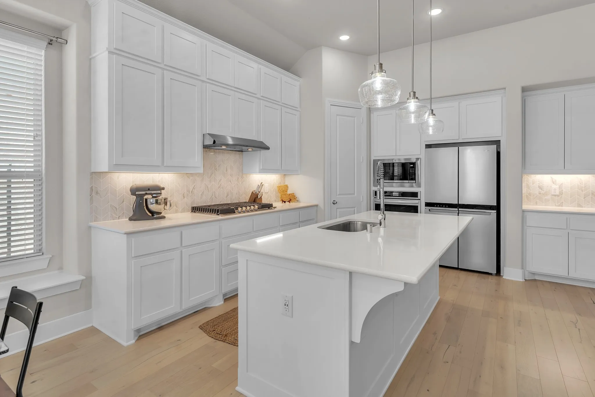 Single Family Residence For Sale in Denton County , 1517 Chickadee Drive, Argyle, Texas 76226, 3 Bedroom, 3 Bathroom, 2 Garage spaces, 2,283 Sqft, built in 2023, mls#21371491, Real Estate Agent in Argyle, Homes For Sale in Denton county, Homes For Sale in Argyle, Realtor in Argyle Texas, Real Estate Brokerage Independent Realty Texas, Luminita Cordes Realtor