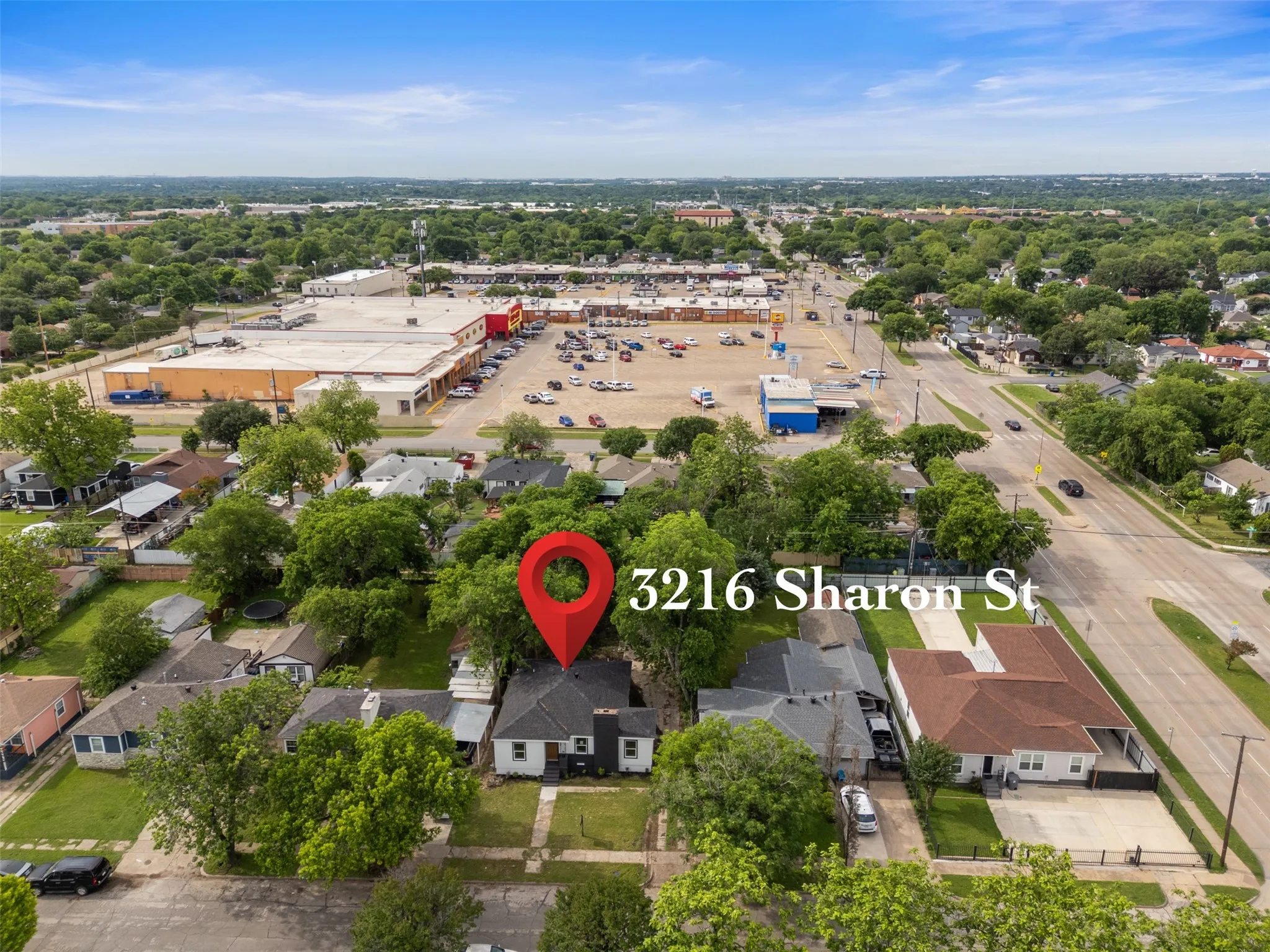 Single Family Residence For Rent in Dallas County , 3216 Sharon Street, Dallas, Texas 75211, 3 Bedroom, 2 Bathroom, Garage spaces, 1,300 Sqft, built in 1943, mls#21372002, Real Estate Agent in Dallas, Homes For Rent in Dallas county, Homes For Rent in Dallas, Realtor in Dallas Texas, Real Estate Brokerage Independent Realty Texas, Luminita Cordes Realtor
