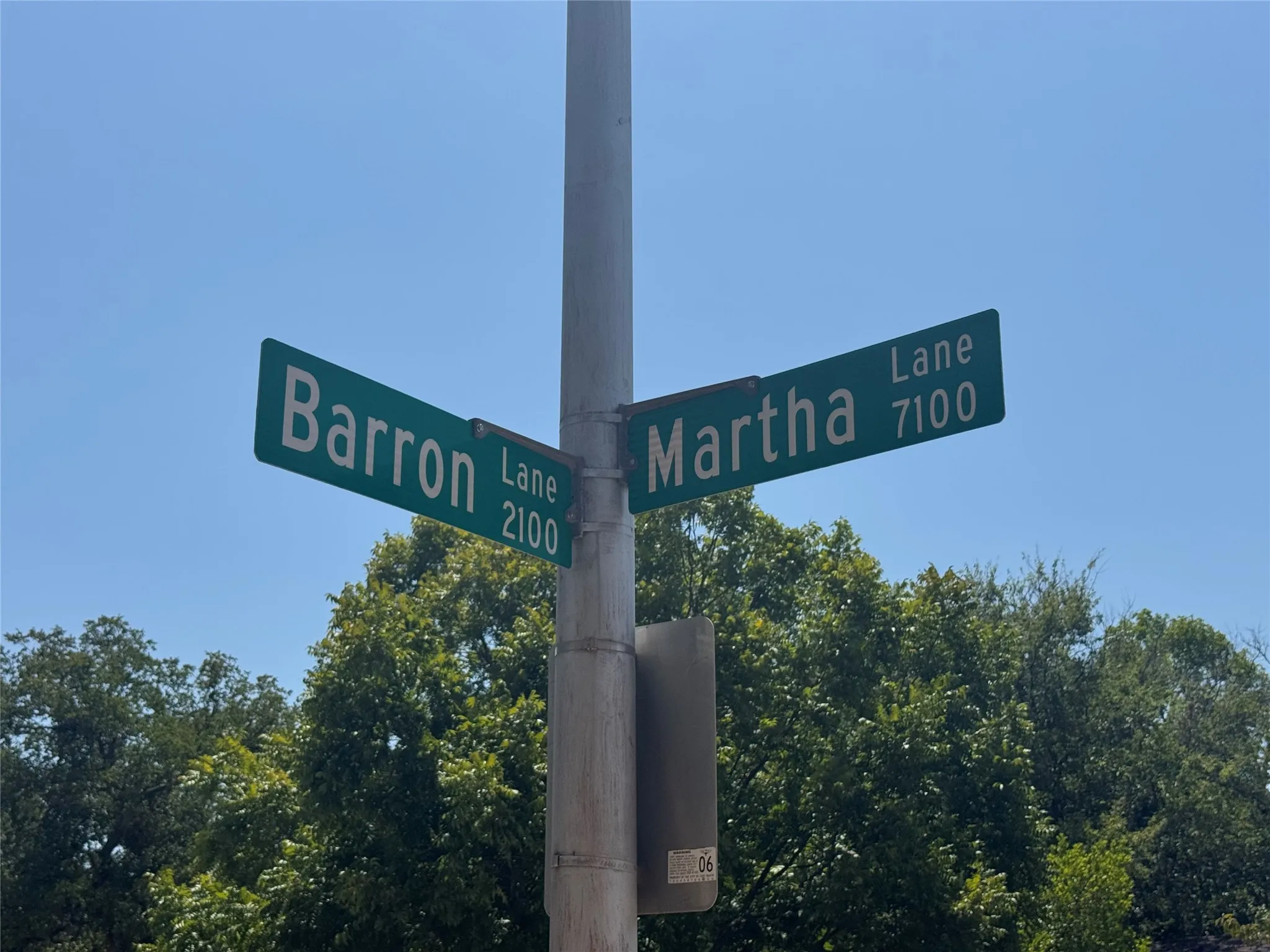 Corner lot at Barron and Martha