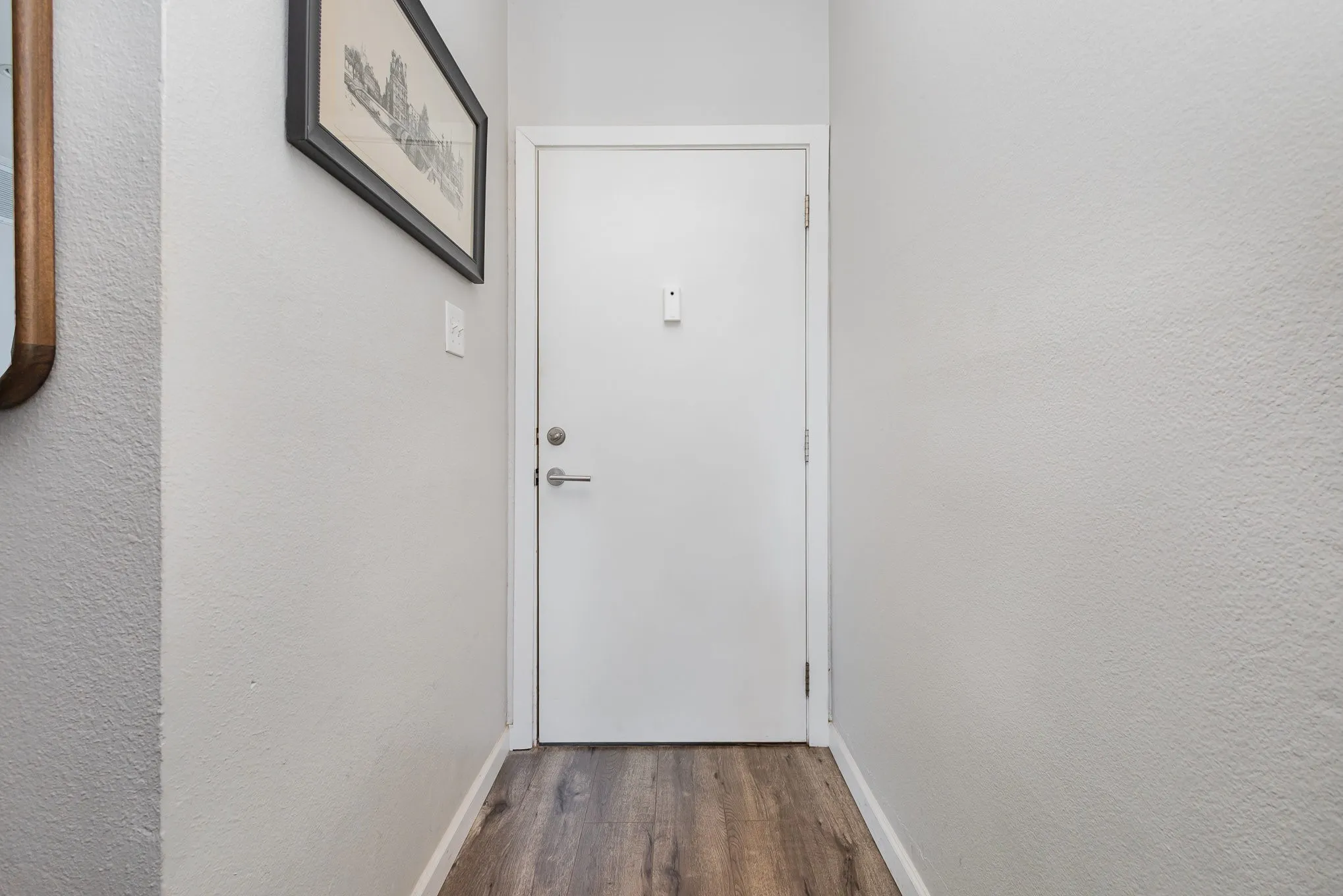 Condominium For Rent in Dallas County , 4111 Cole Avenue 30, Dallas, Texas 75204, 2 Bedroom, 2 Bathroom, 1 Garage spaces, 1,034 Sqft, built in 1985, mls#21372017, Real Estate Agent in Dallas, Homes For Rent in Dallas county, Homes For Rent in Dallas, Realtor in Dallas Texas, Real Estate Brokerage Independent Realty Texas, Luminita Cordes Realtor