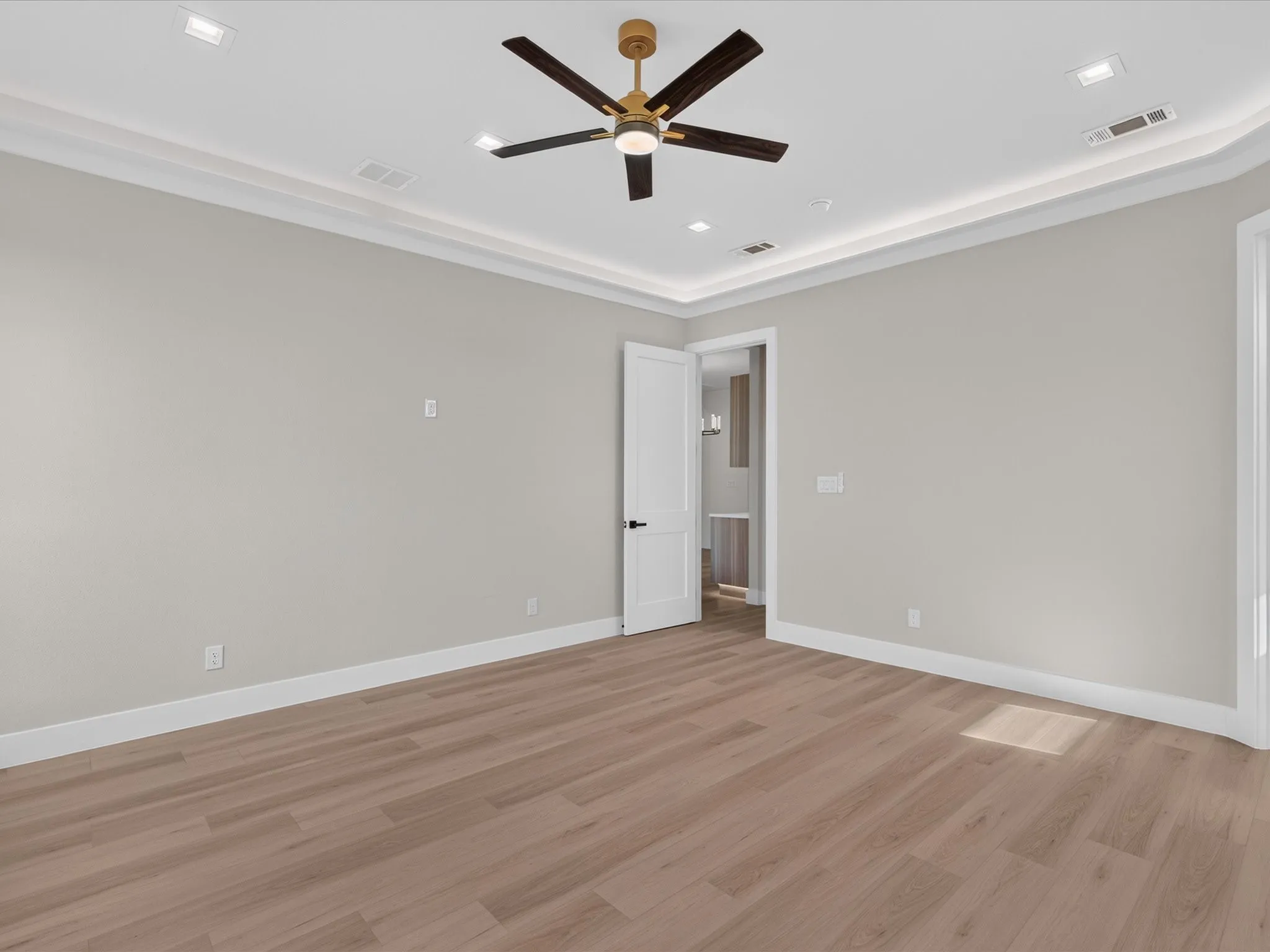Single Family Residence For Sale in Grayson County , 2008 Nichole Boulevard, Pottsboro, Texas 75076, 4 Bedroom, 4 Bathroom, 2 Garage spaces, 2,986 Sqft, built in 2023, mls#21365545, Real Estate Agent in Pottsboro, Homes For Sale in Grayson county, Homes For Sale in Pottsboro, Realtor in Pottsboro Texas, Real Estate Brokerage Independent Realty Texas, Luminita Cordes Realtor