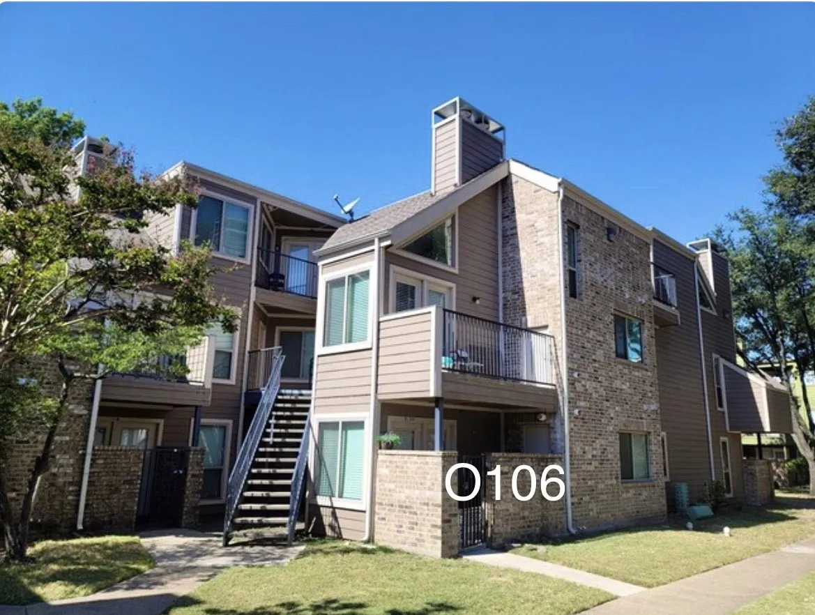Condominium For Sale in Dallas County , 9829 Walnut Street O106, Dallas, Texas 75243, 2 Bedroom, 1 Bathroom, Garage spaces, 808 Sqft, built in 1983, mls#21372020, Real Estate Agent in Dallas, Homes For Sale in Dallas county, Homes For Sale in Dallas, Realtor in Dallas Texas, Real Estate Brokerage Independent Realty Texas, Luminita Cordes Realtor