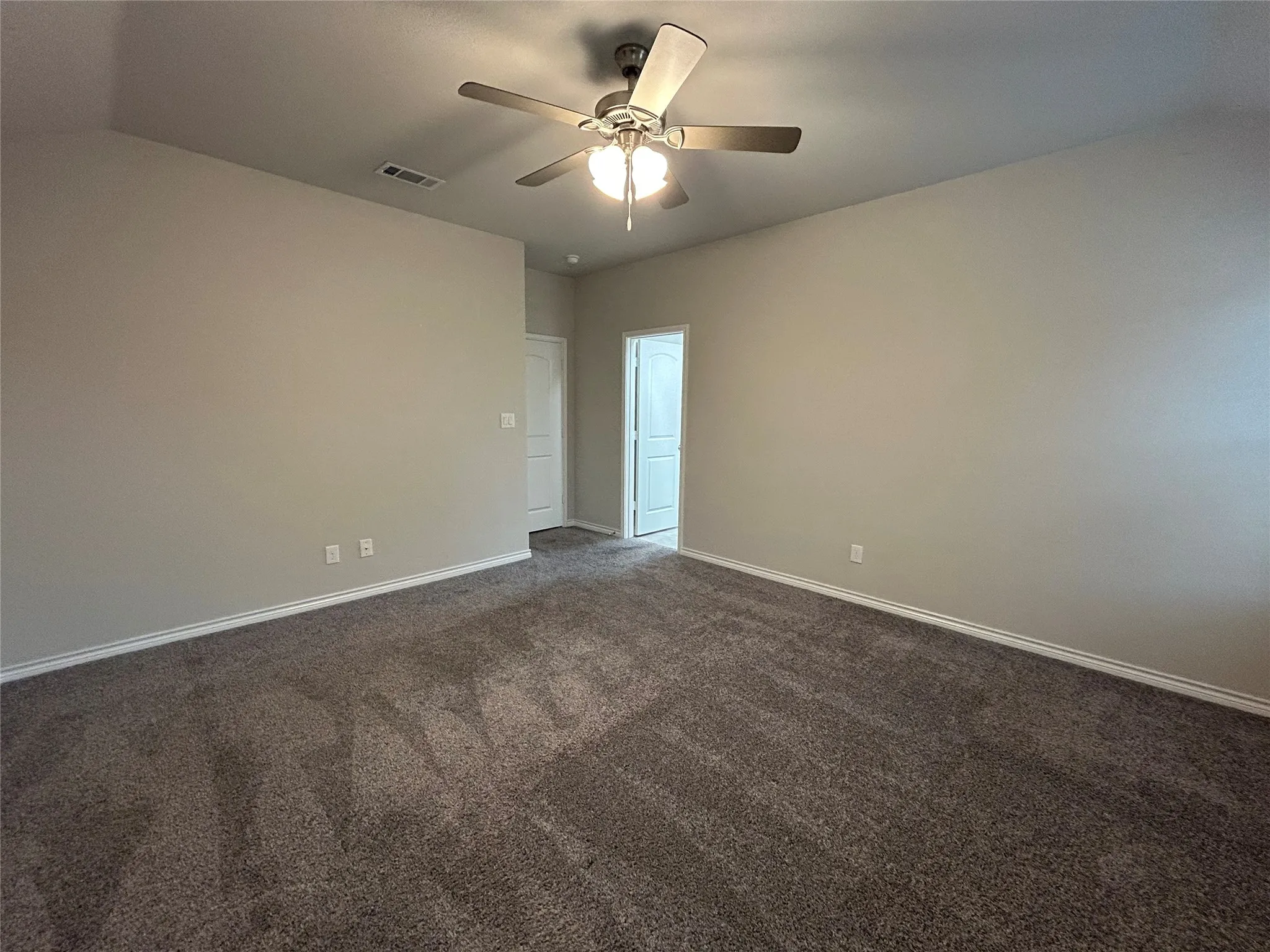 Single Family Residence For Rent in Tarrant County , 7908 Wilson Cliff Court, White Settlement, Texas 76108, 3 Bedroom, 2 Bathroom, 2 Garage spaces, 2,022 Sqft, built in 2019, mls#21372034, Real Estate Agent in White Settlement, Homes For Rent in Tarrant county, Homes For Rent in White Settlement, Realtor in White Settlement Texas, Real Estate Brokerage Independent Realty Texas, Luminita Cordes Realtor