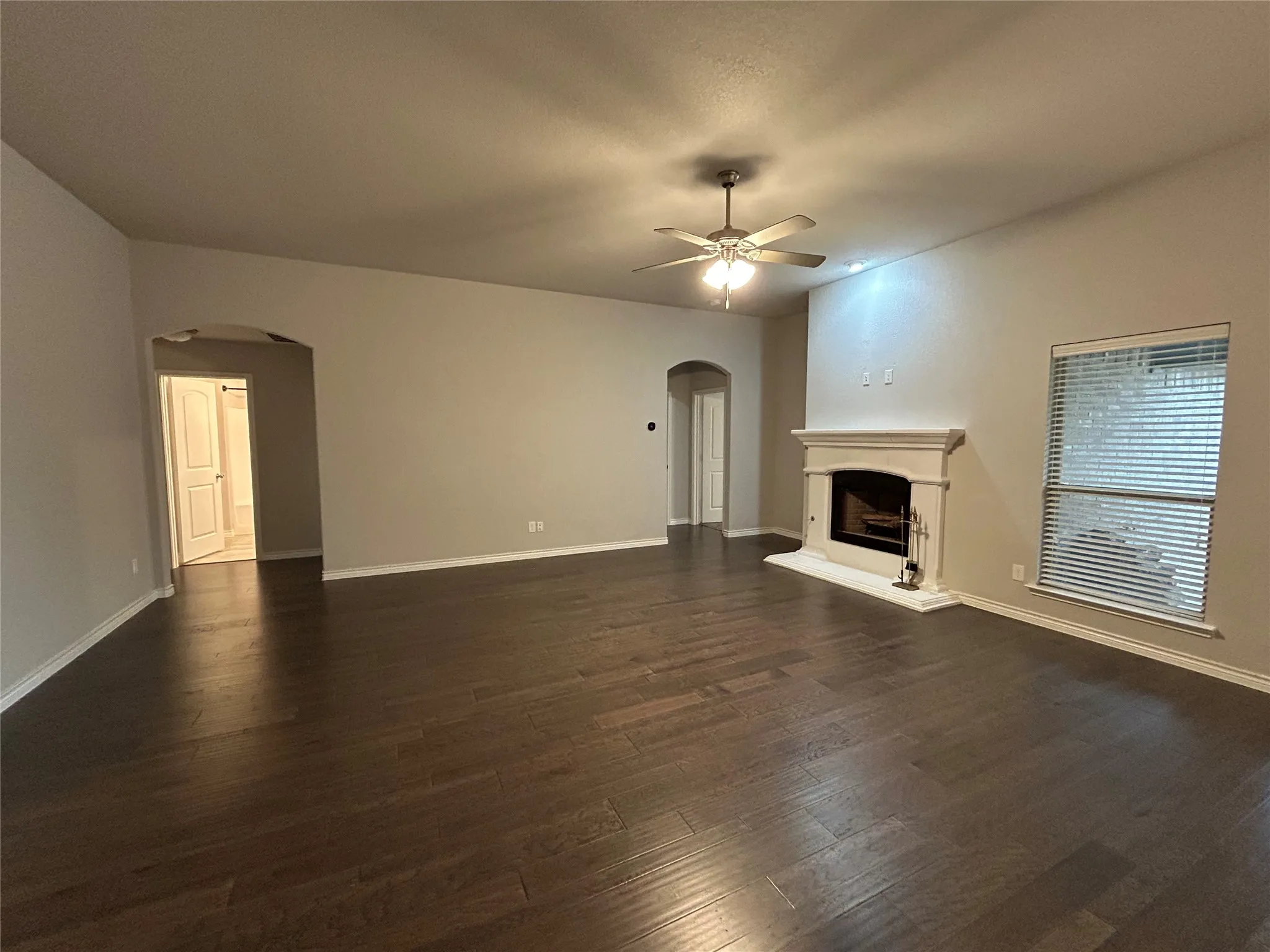 Single Family Residence For Rent in Tarrant County , 7908 Wilson Cliff Court, White Settlement, Texas 76108, 3 Bedroom, 2 Bathroom, 2 Garage spaces, 2,022 Sqft, built in 2019, mls#21372034, Real Estate Agent in White Settlement, Homes For Rent in Tarrant county, Homes For Rent in White Settlement, Realtor in White Settlement Texas, Real Estate Brokerage Independent Realty Texas, Luminita Cordes Realtor