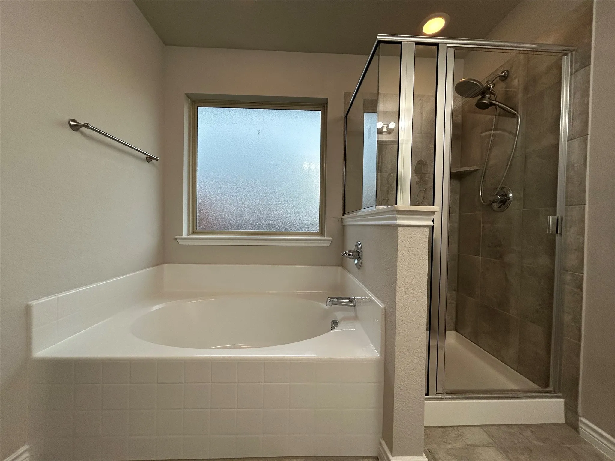 Single Family Residence For Rent in Tarrant County , 7908 Wilson Cliff Court, White Settlement, Texas 76108, 3 Bedroom, 2 Bathroom, 2 Garage spaces, 2,022 Sqft, built in 2019, mls#21372034, Real Estate Agent in White Settlement, Homes For Rent in Tarrant county, Homes For Rent in White Settlement, Realtor in White Settlement Texas, Real Estate Brokerage Independent Realty Texas, Luminita Cordes Realtor