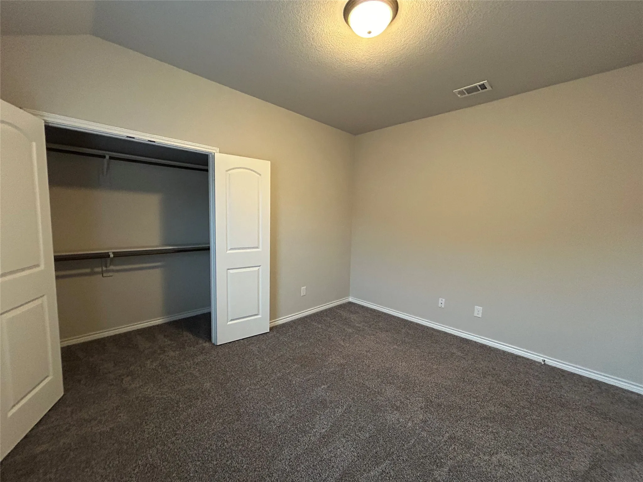 Single Family Residence For Rent in Tarrant County , 7908 Wilson Cliff Court, White Settlement, Texas 76108, 3 Bedroom, 2 Bathroom, 2 Garage spaces, 2,022 Sqft, built in 2019, mls#21372034, Real Estate Agent in White Settlement, Homes For Rent in Tarrant county, Homes For Rent in White Settlement, Realtor in White Settlement Texas, Real Estate Brokerage Independent Realty Texas, Luminita Cordes Realtor