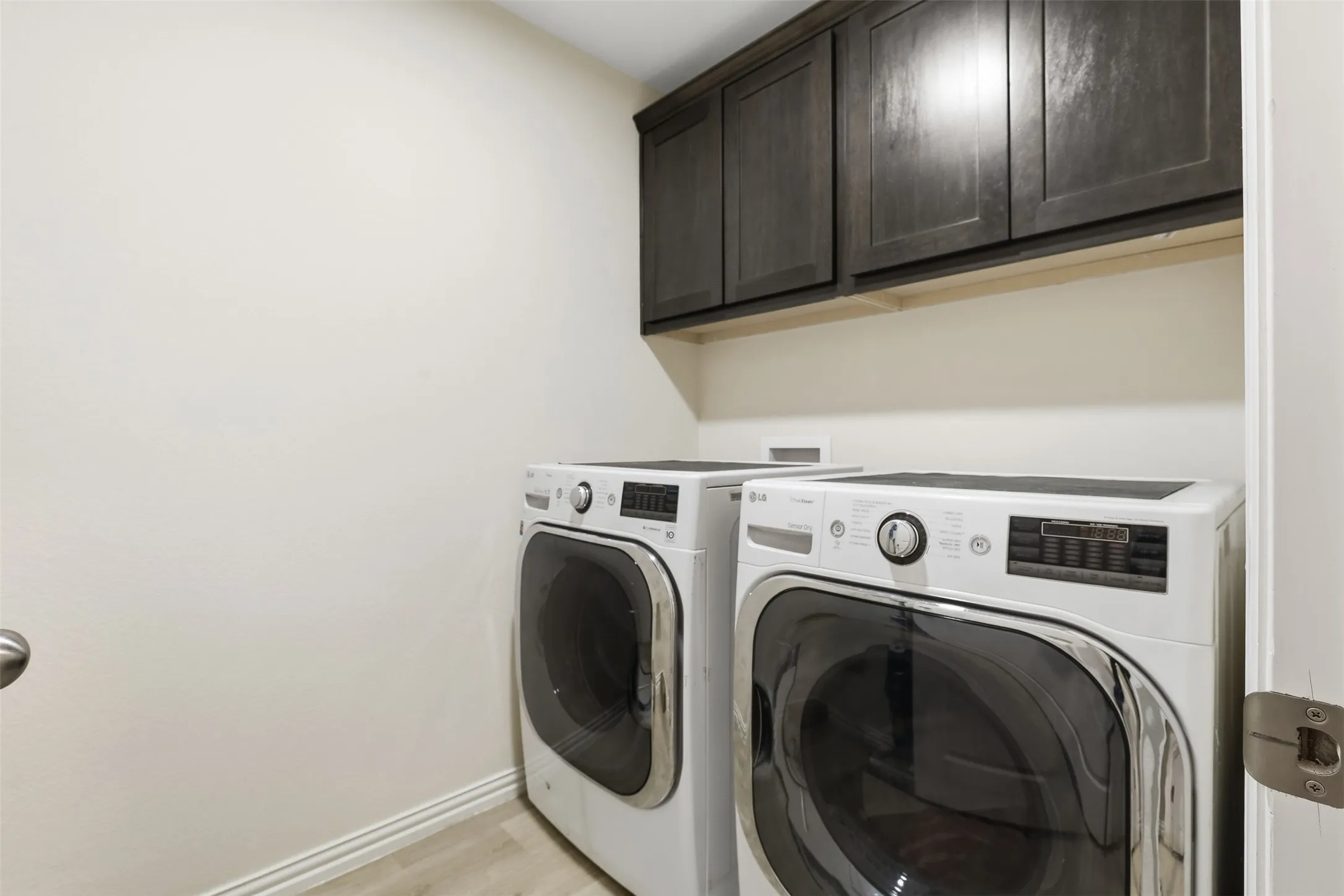 Single Family Residence For Sale in Hood County , 4100 Peak Road, Granbury, Texas 76048, 3 Bedroom, 2 Bathroom, 2 Garage spaces, 2,084 Sqft, built in 2021, mls#21370052, Real Estate Agent in Granbury, Homes For Sale in Hood county, Homes For Sale in Granbury, Realtor in Granbury Texas, Real Estate Brokerage Independent Realty Texas, Luminita Cordes Realtor