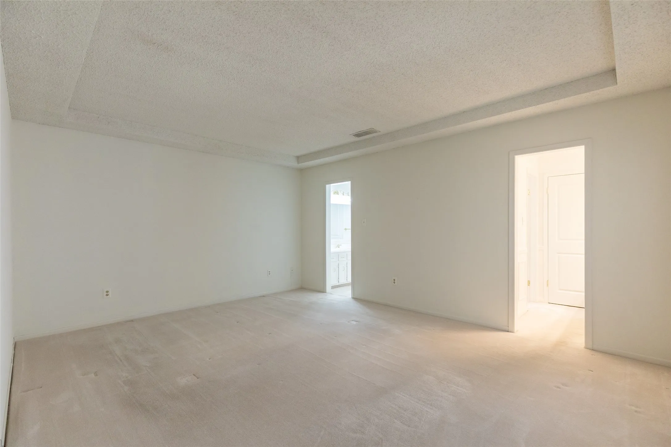BEDROOM 1 - PRIMARY